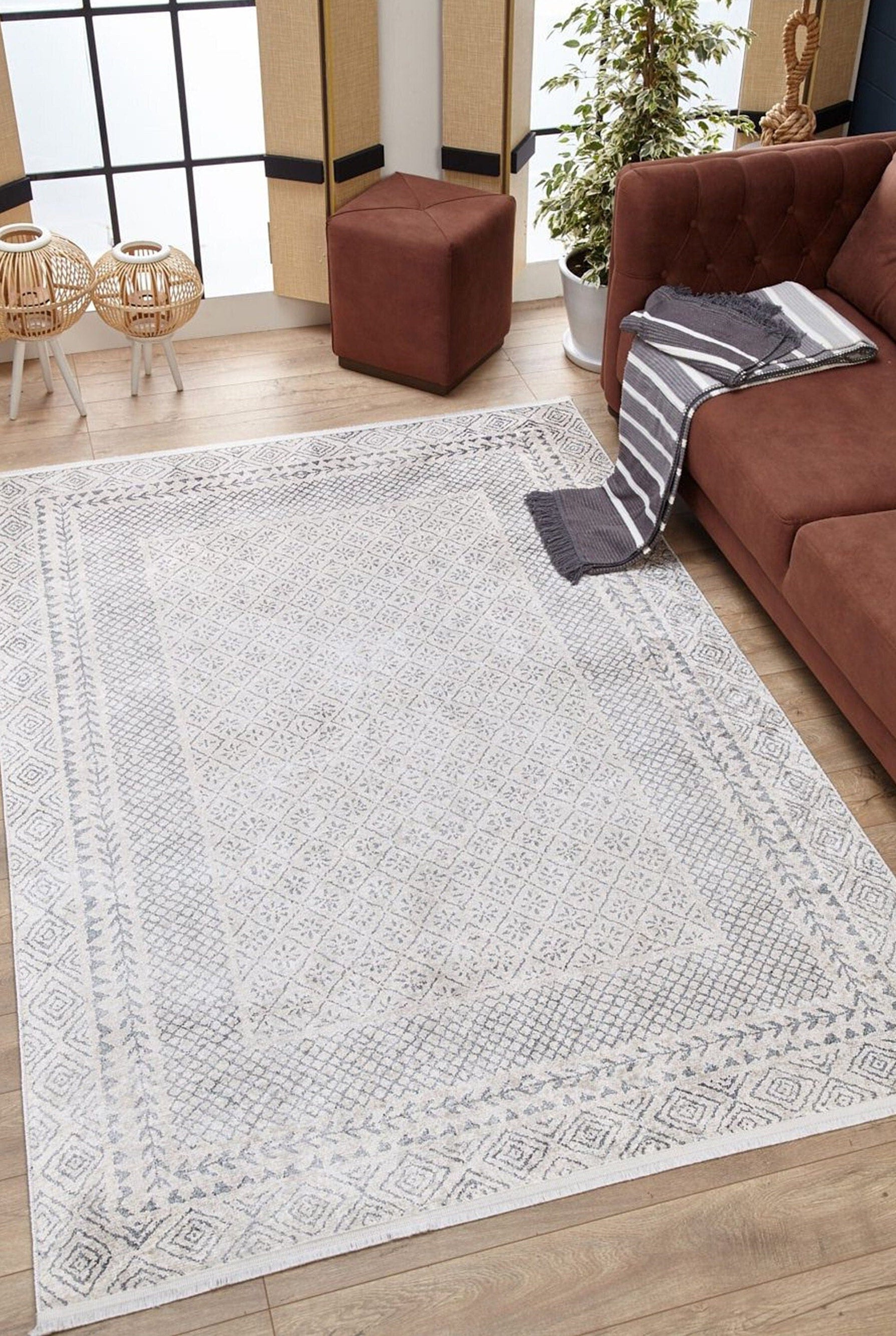 Diala Neutral Distressed Turkish White Gray Rug