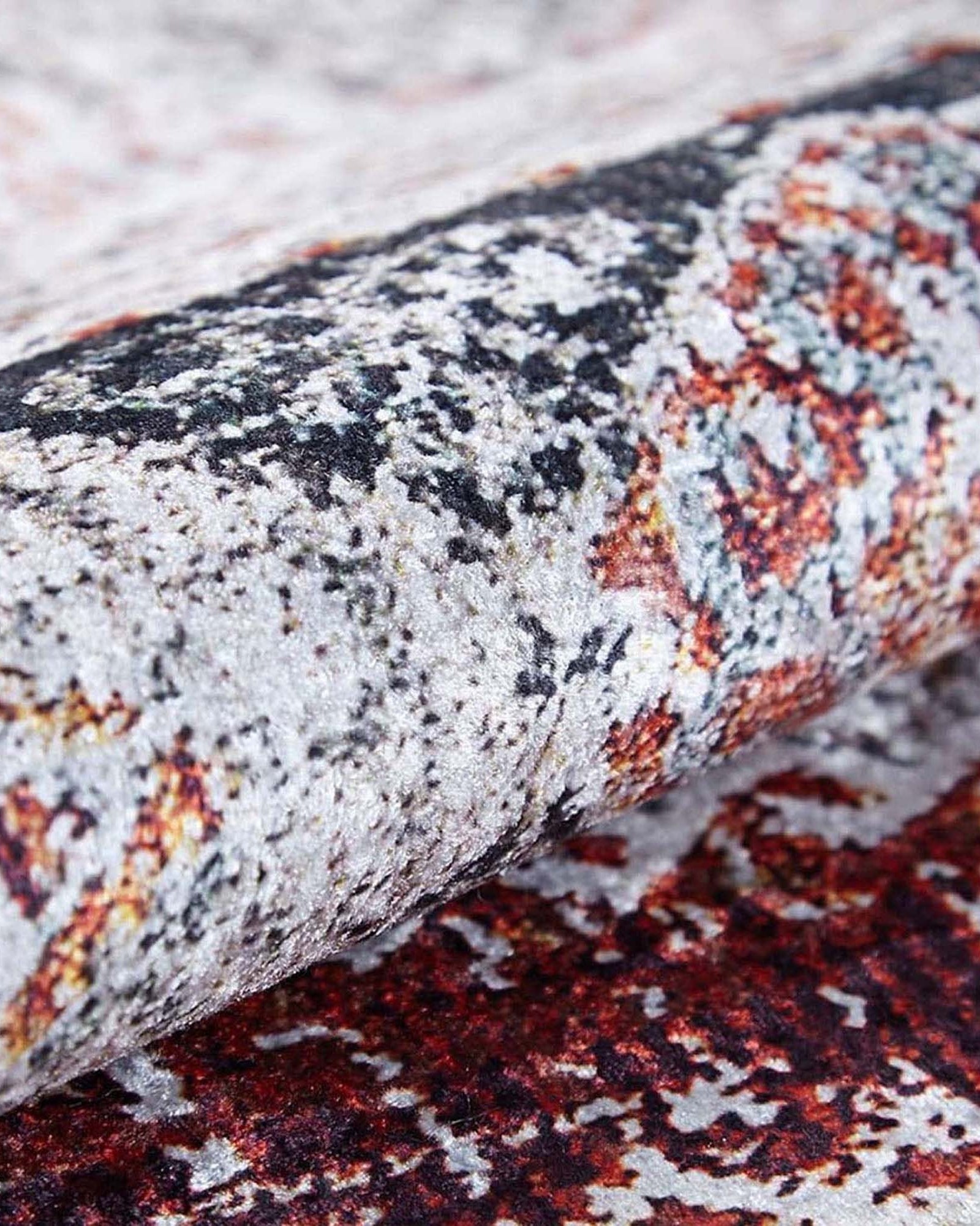 Dina Ethnic Nomad Turkish Rug