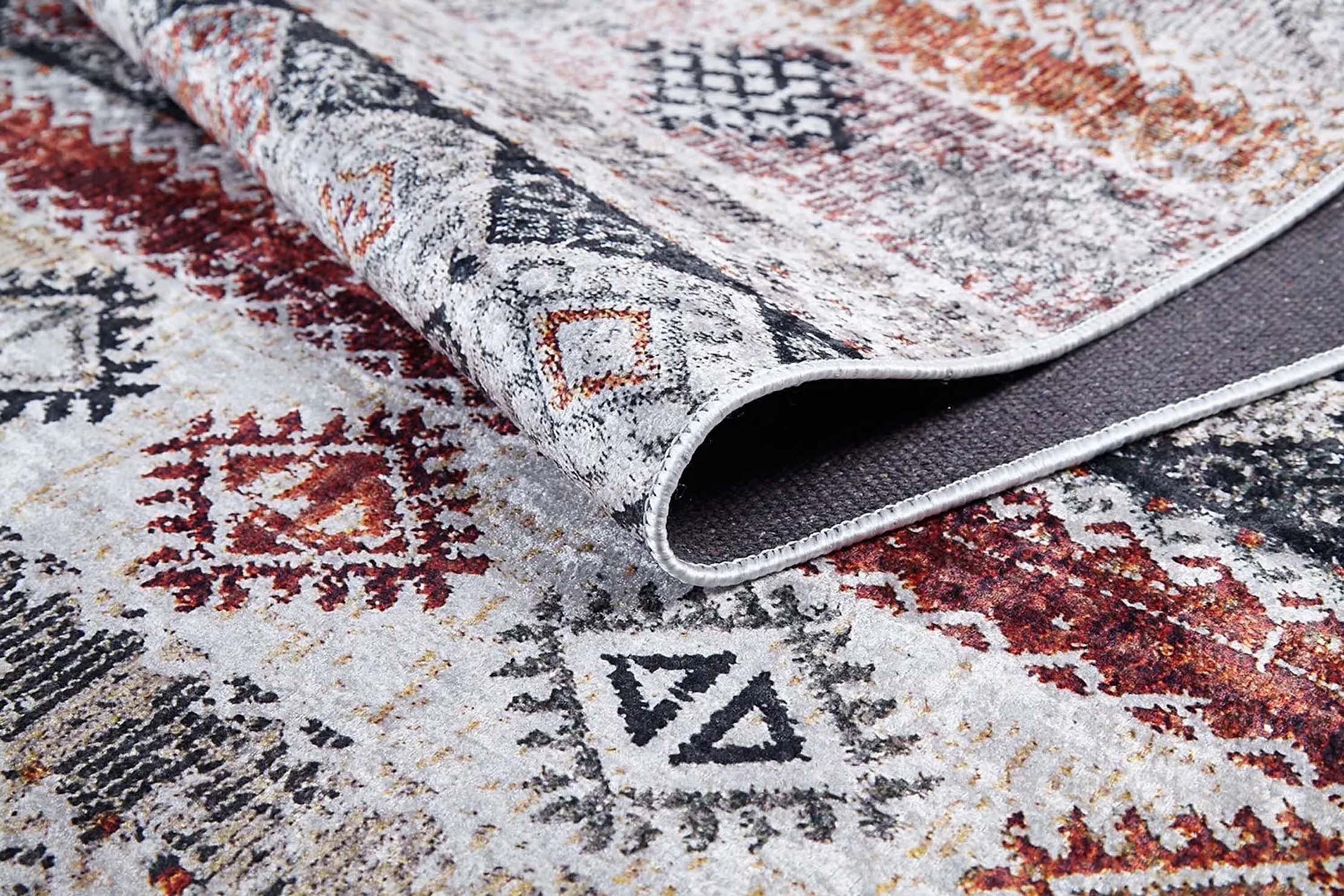 Dina Ethnic Nomad Turkish Rug