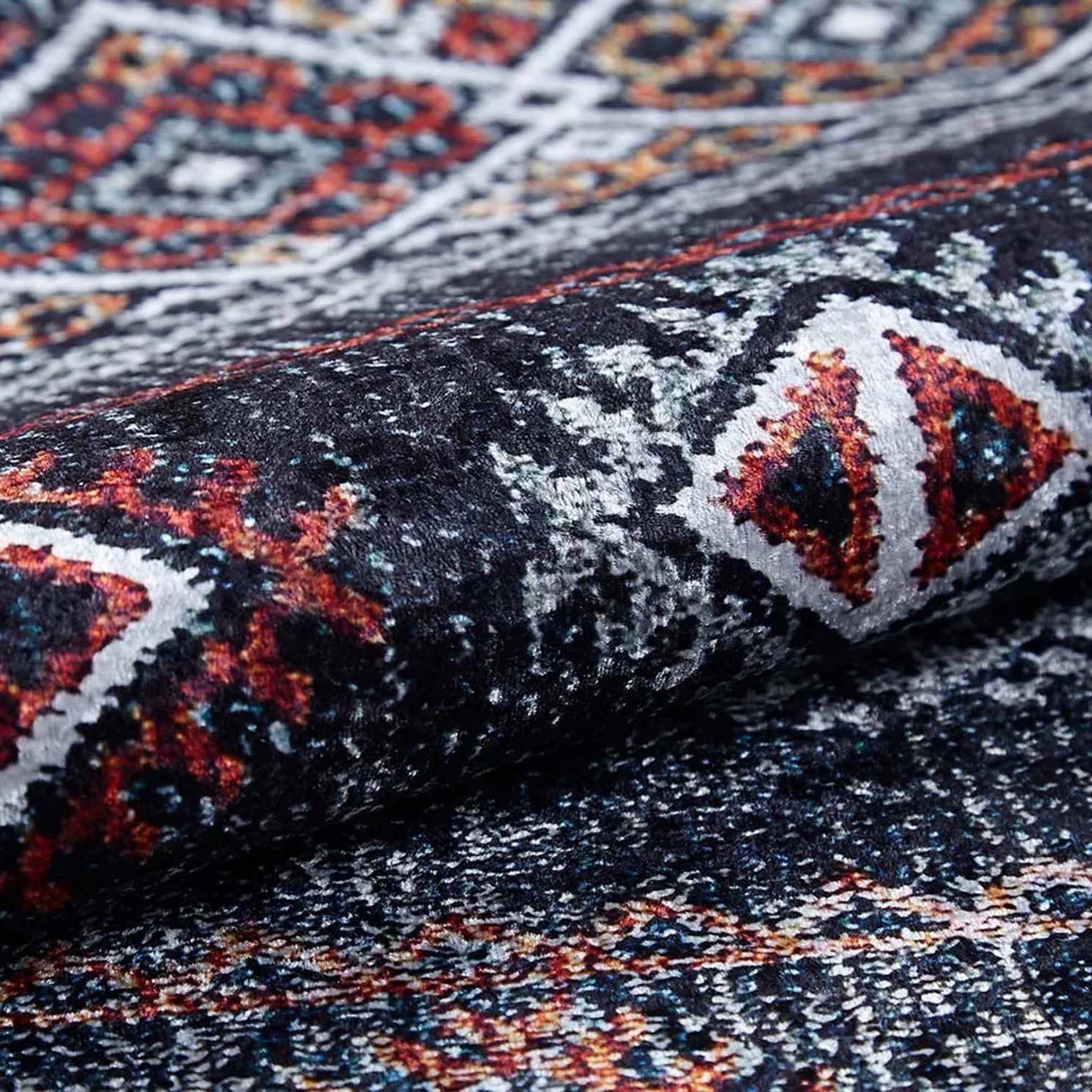 Dina Ethnic Nomad Turkish Rug