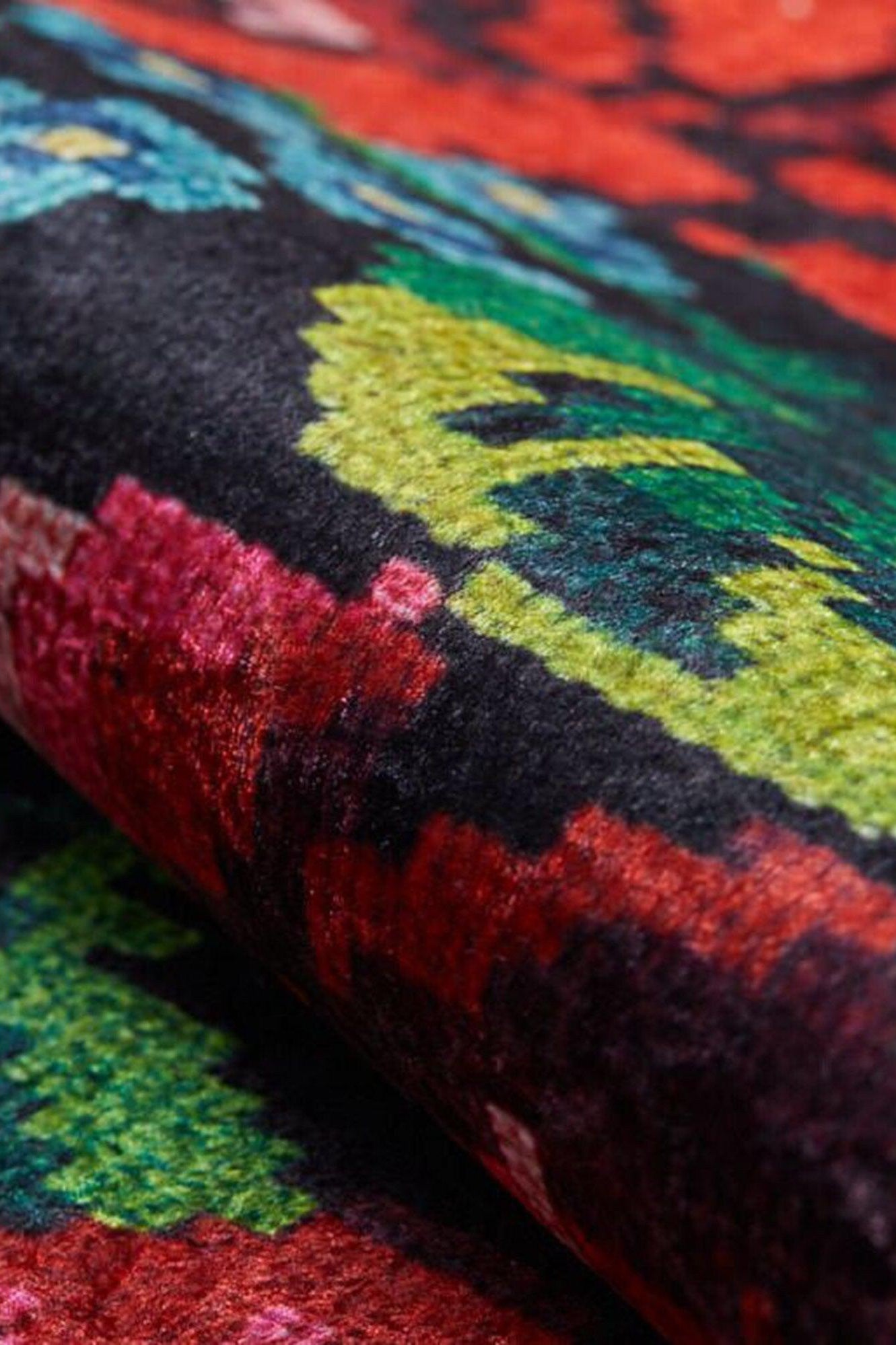 Floria Rose Black Karabagh Kilim Rug