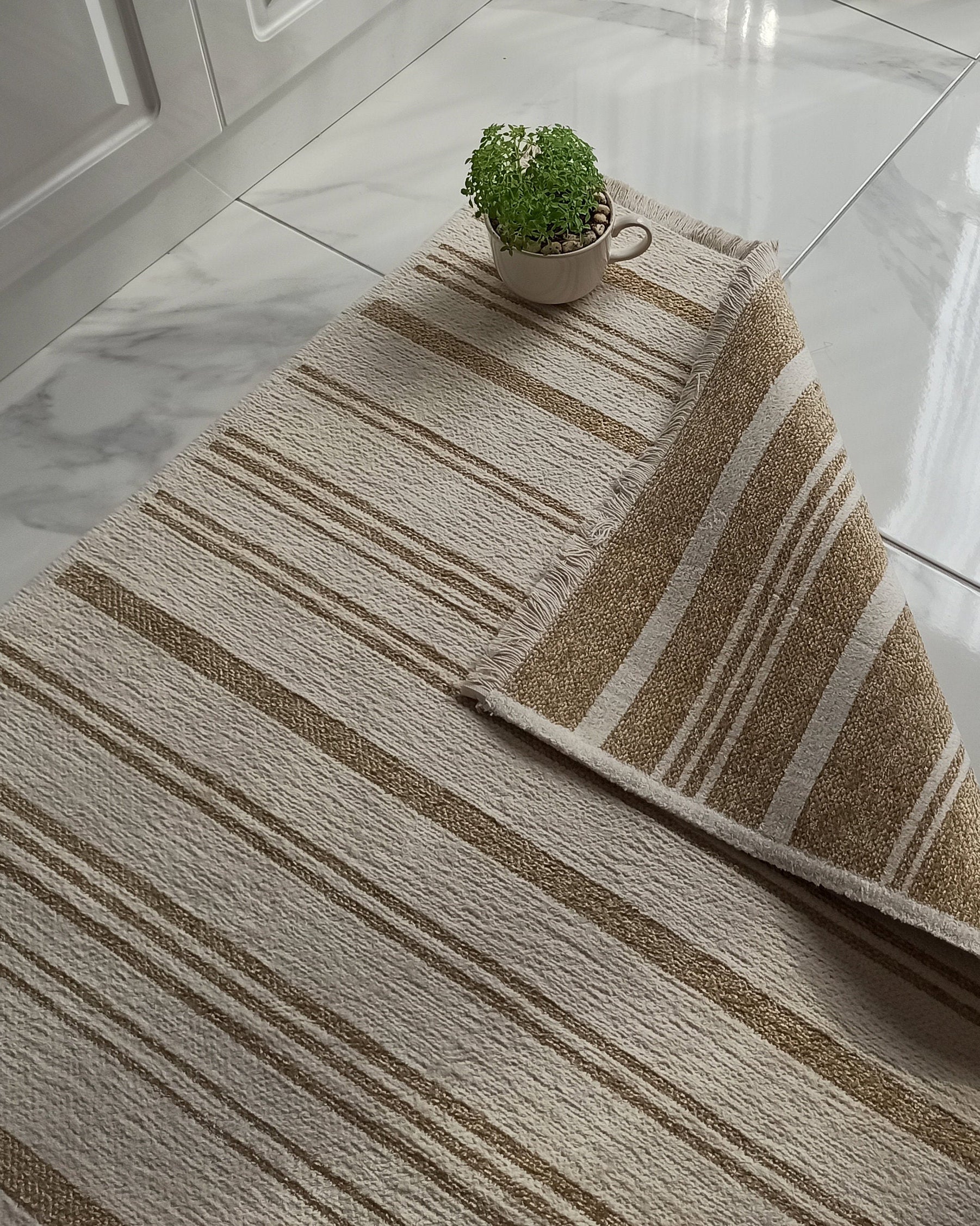 Gama Reversible Kilim Beige & White Rug