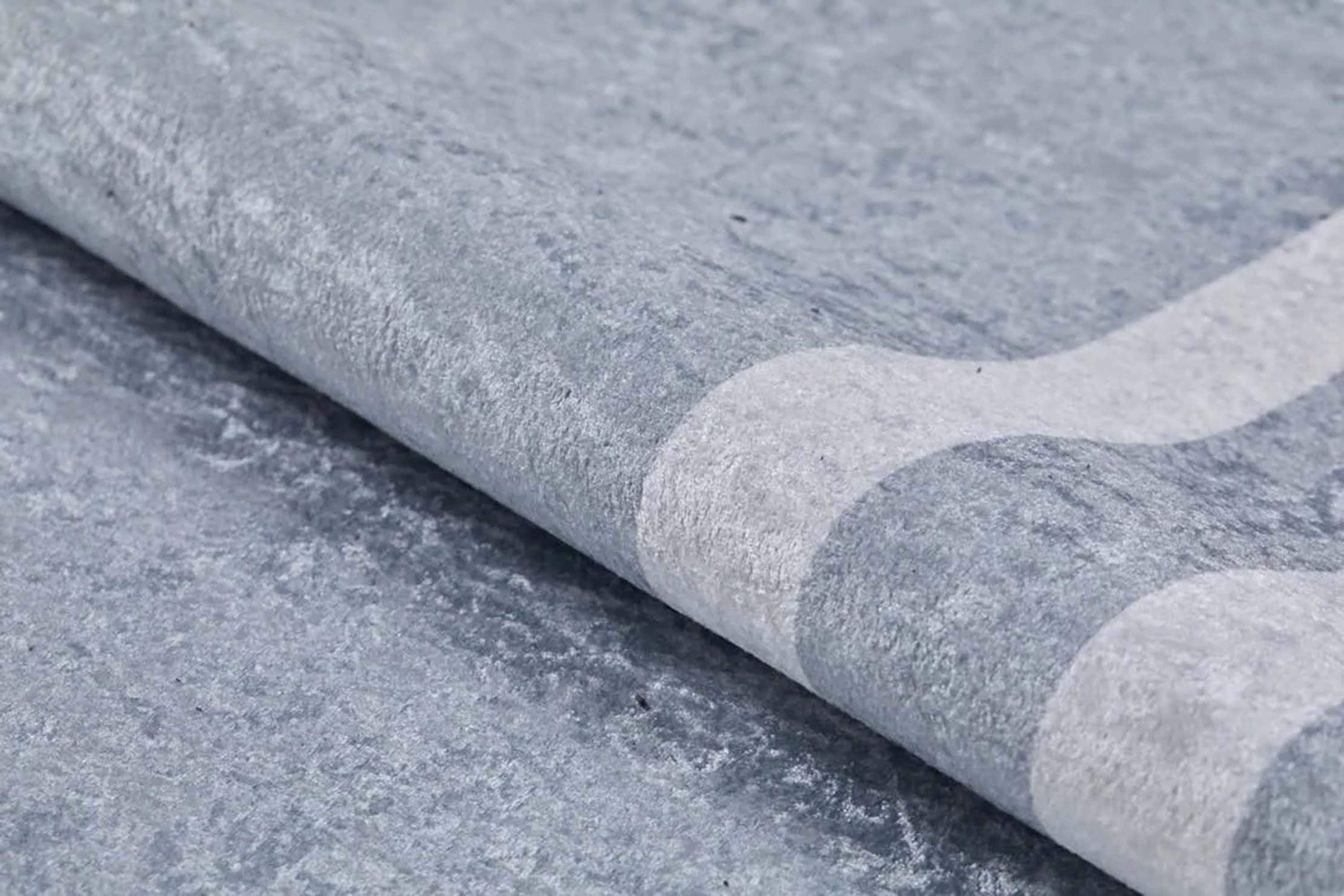 Geta Geometric Gray Rug