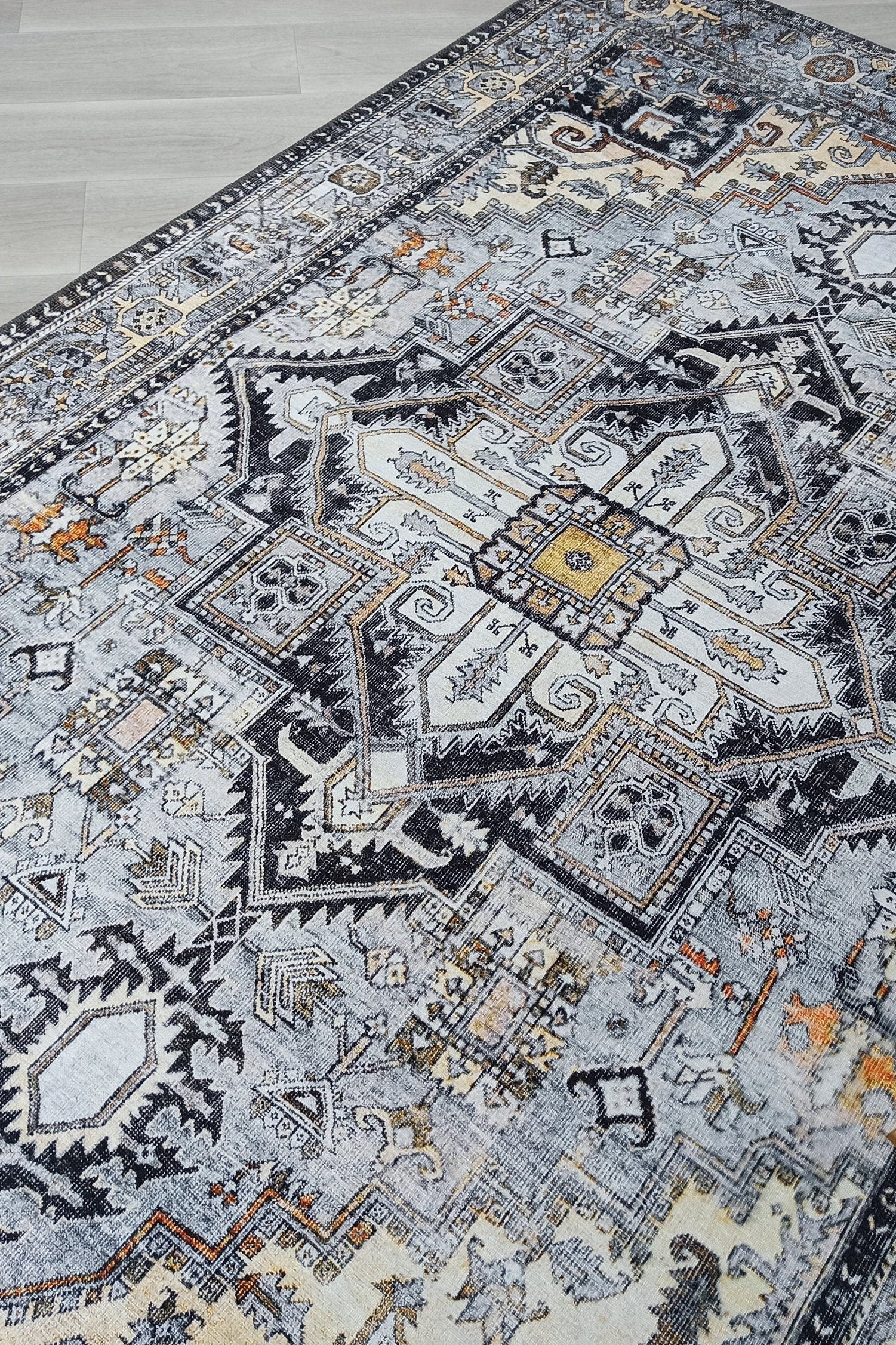 Gila Rug Gray Heriz Rug