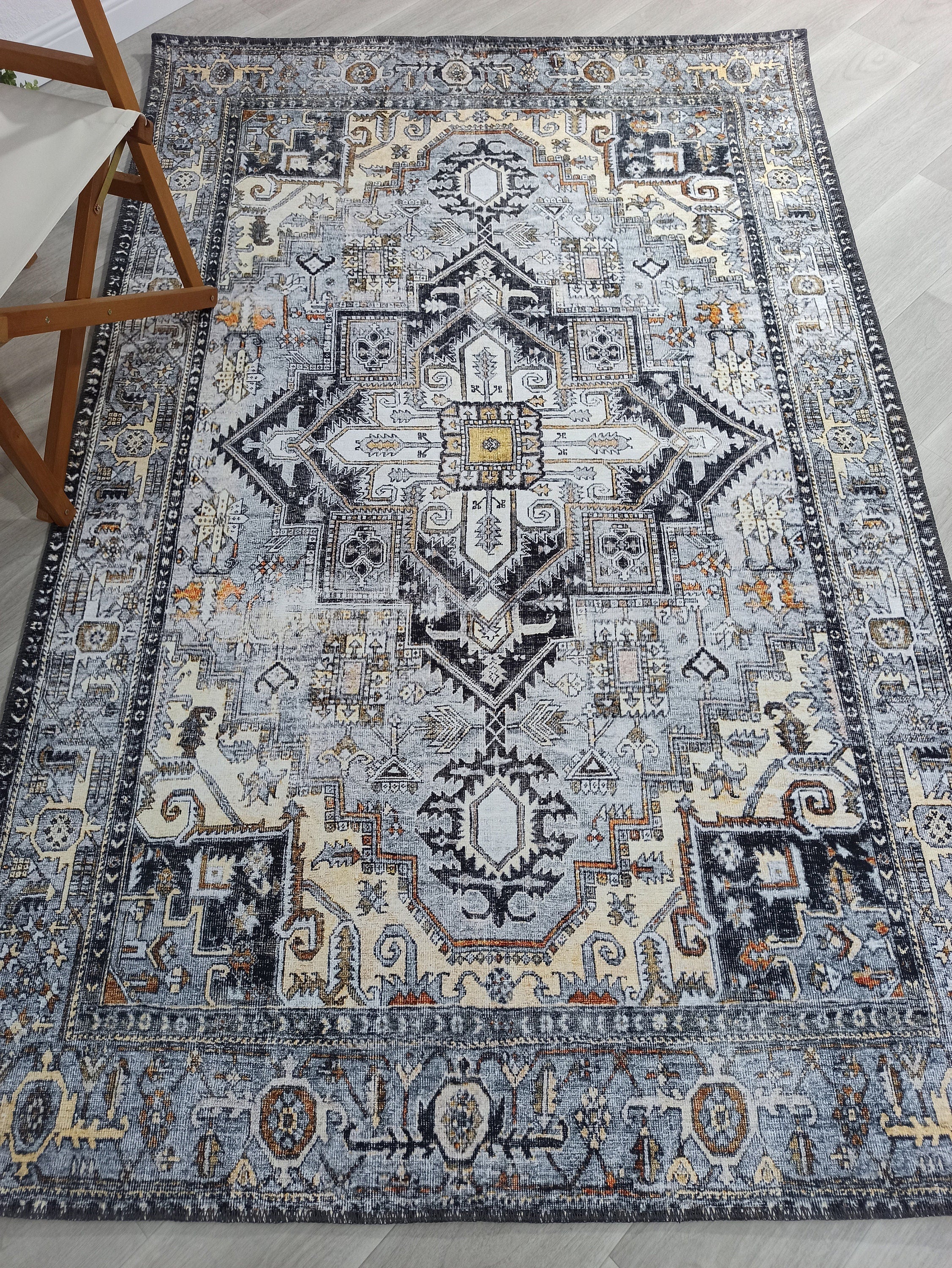 Gila Rug Gray Heriz Rug