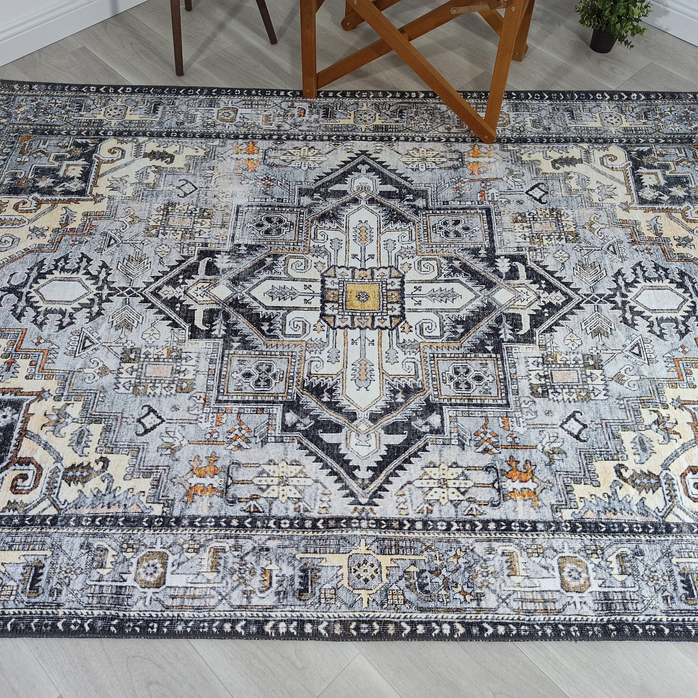 Gila Rug Gray Heriz Rug