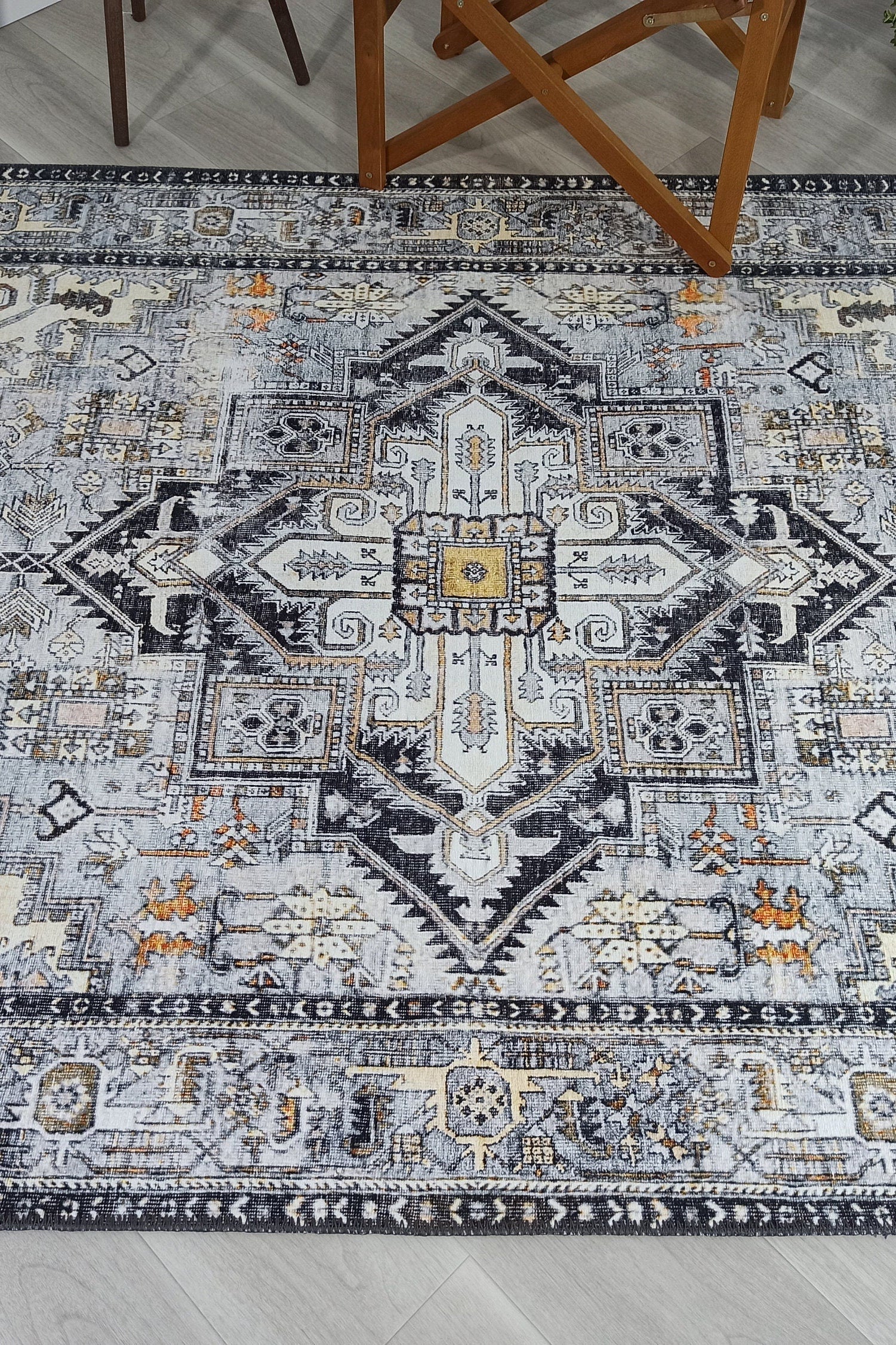 Gila Rug Gray Heriz Rug
