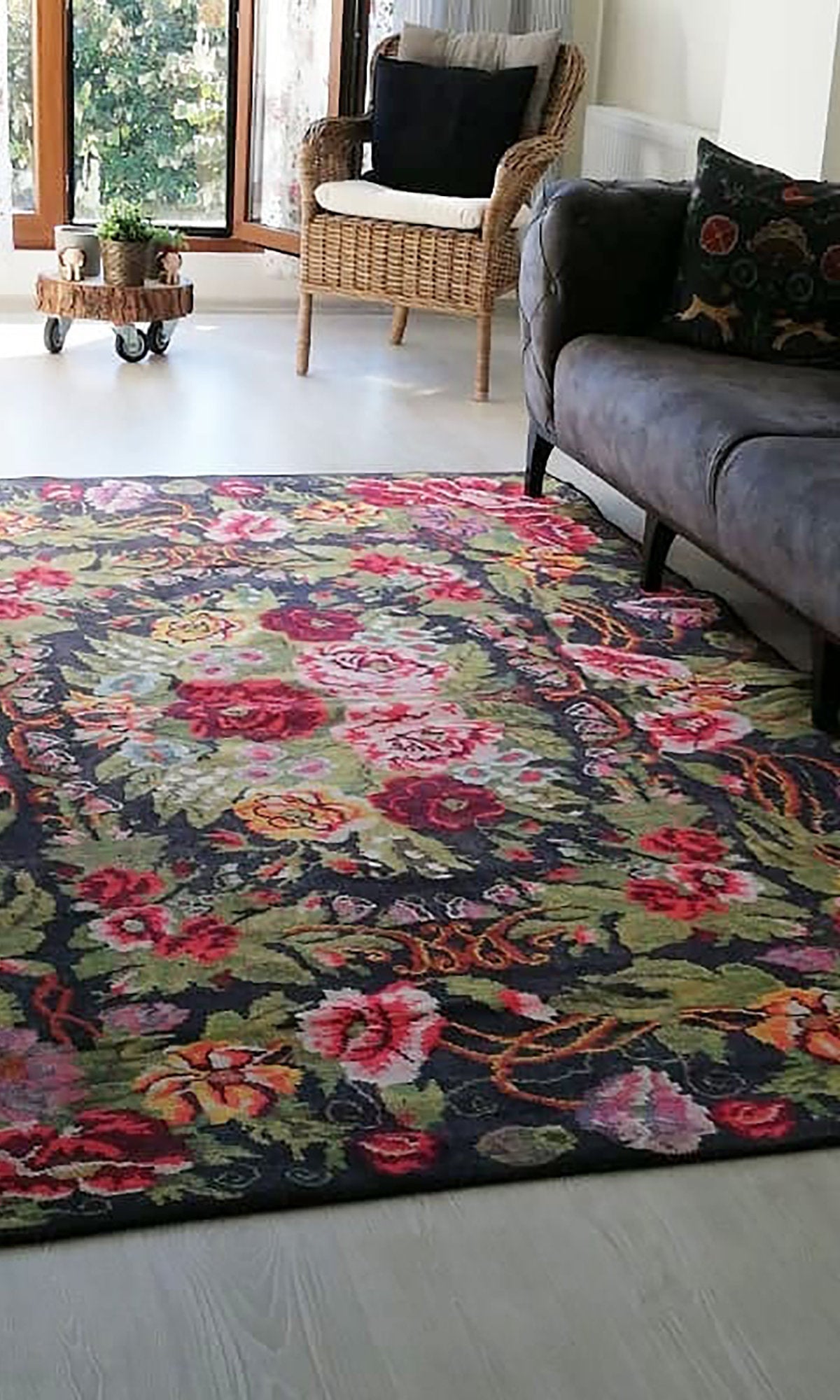 Gul Turkish Floral Red Pink Green Rug