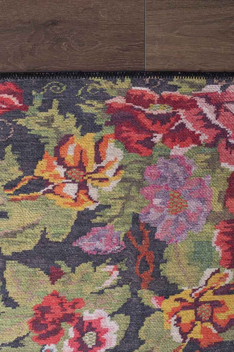 Gul Turkish Floral Red Pink Green Rug