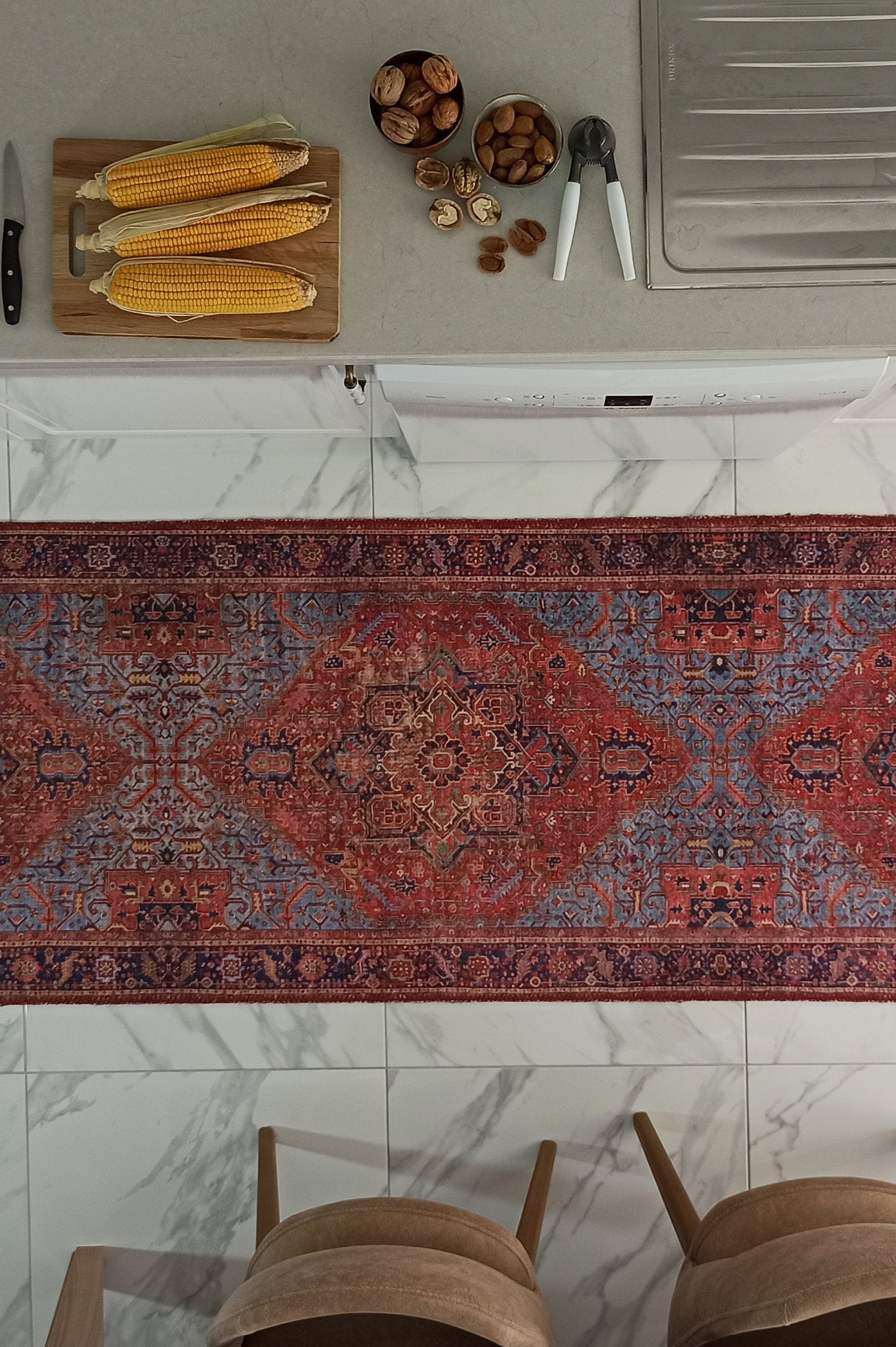Handa Rug Oriental Light & Navy Blue & Red Rug