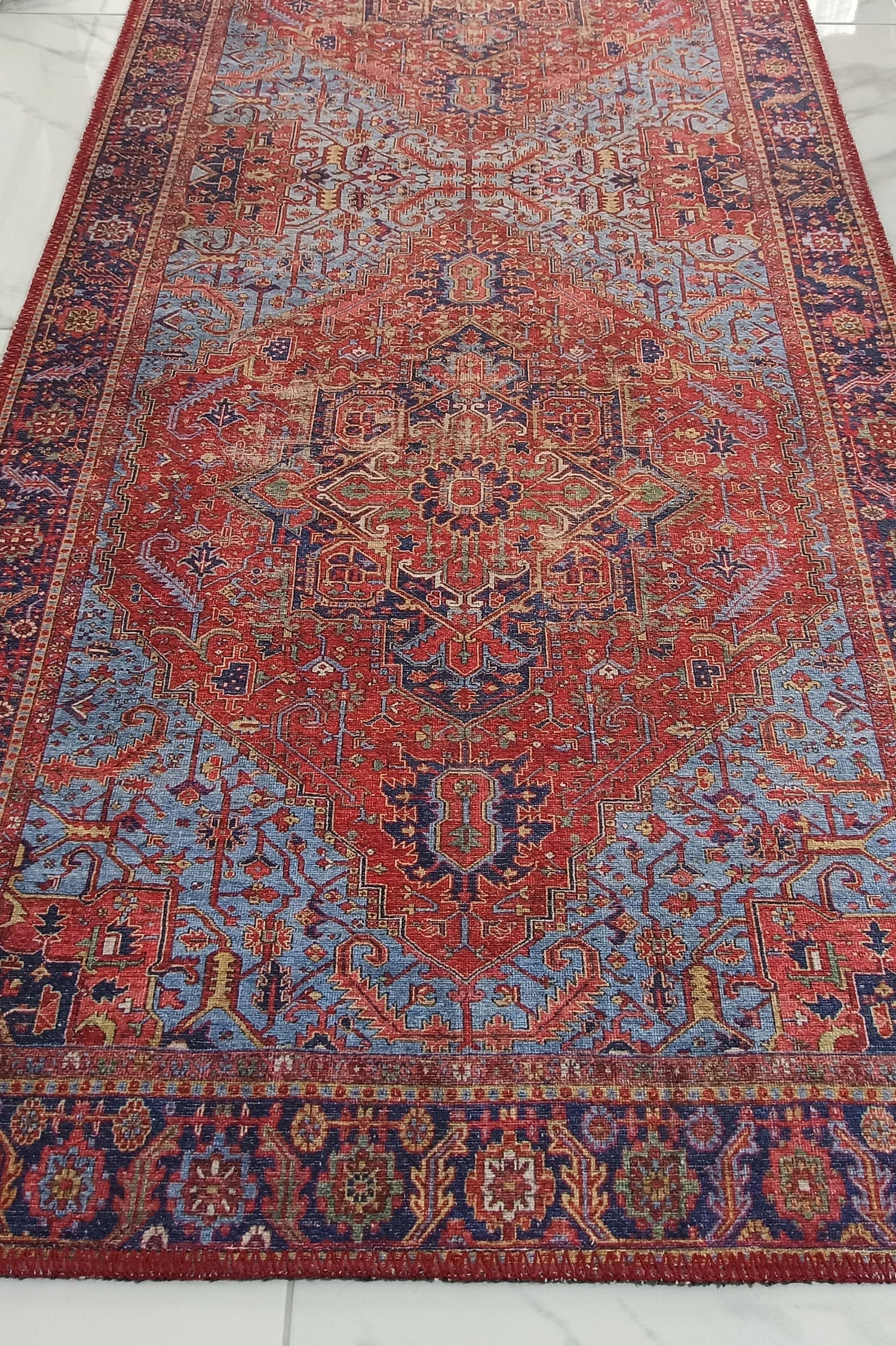 Handa Rug Oriental Light & Navy Blue & Red Rug