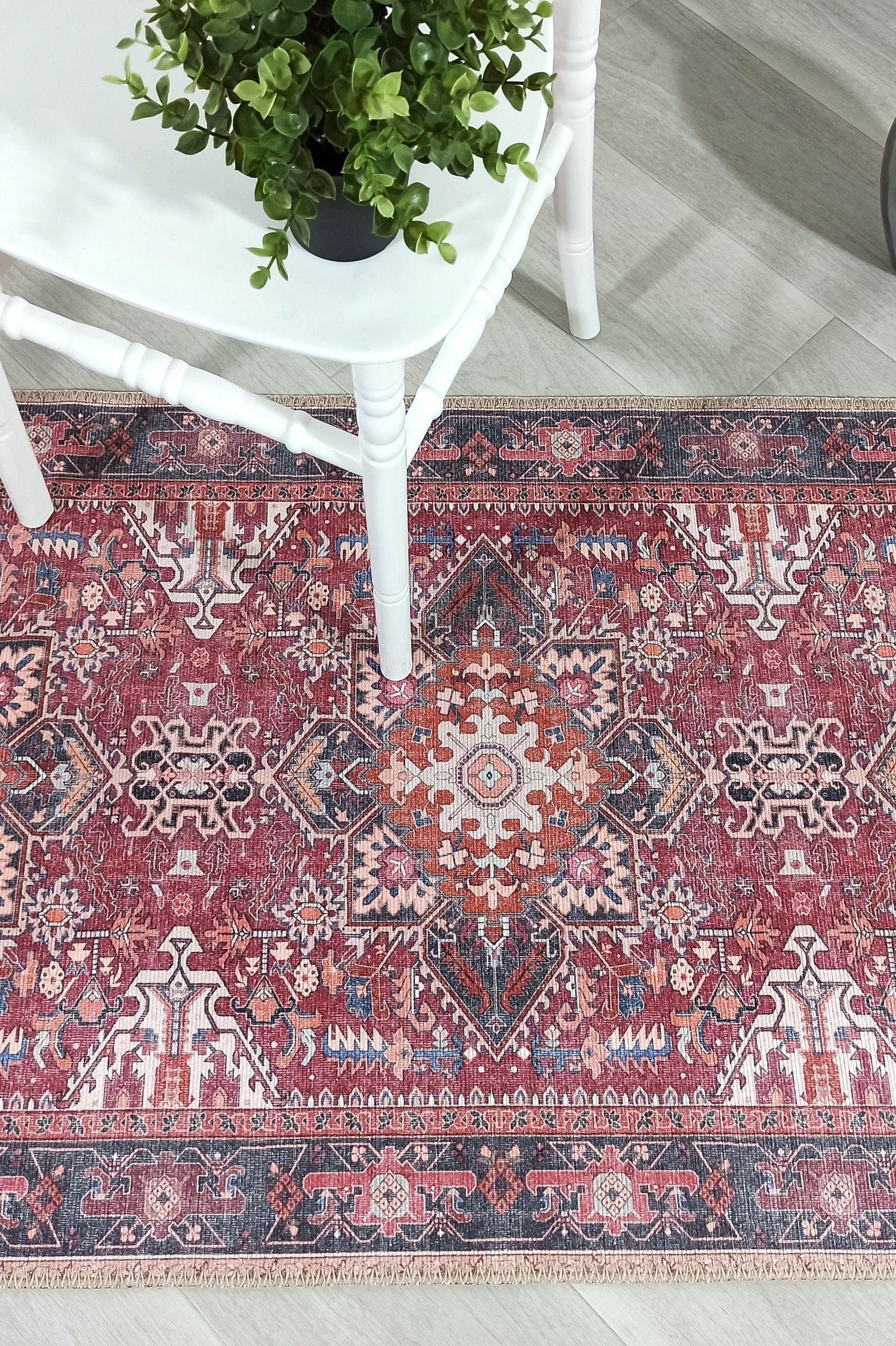 Hiba Rug Oriental Hot Pink Red Medallion Rug