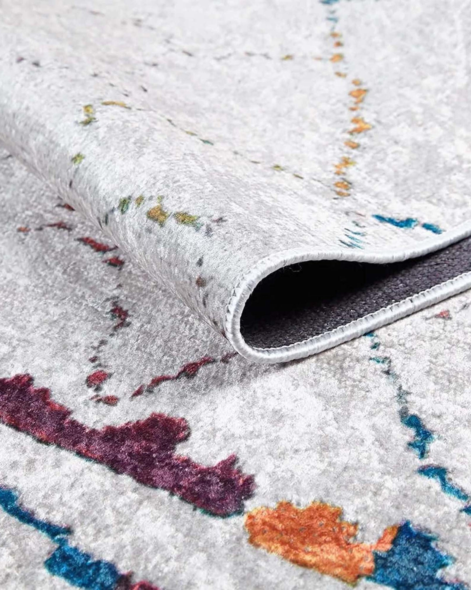 Hniya Moroccan Trellis White Rug