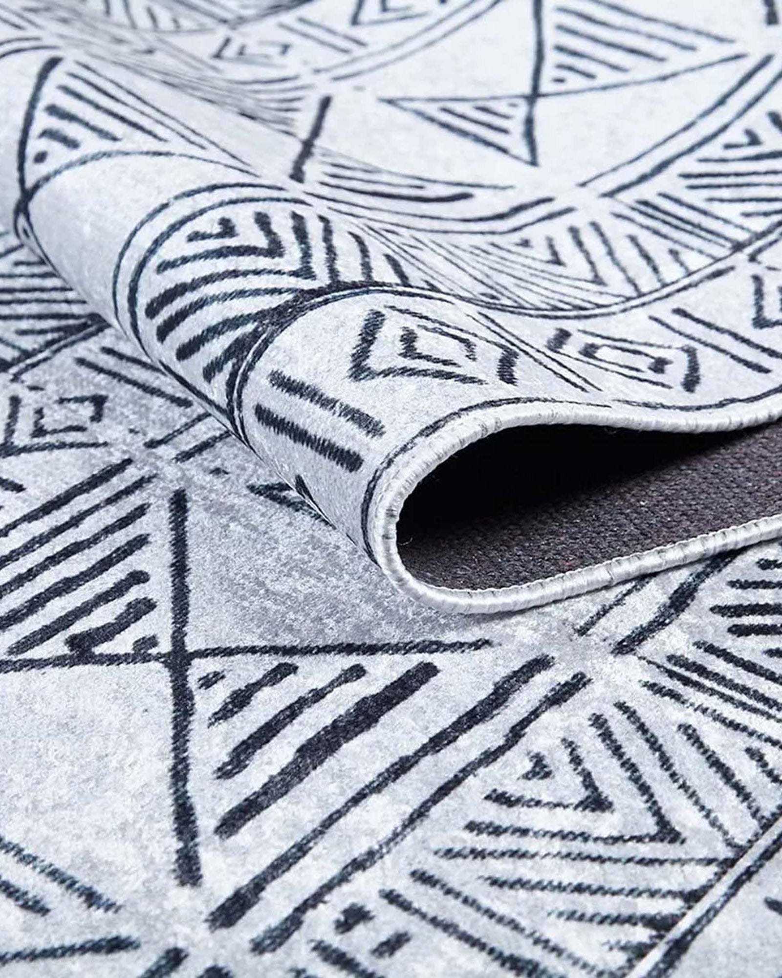 Hoda Geometric Turkish Neutral Gray Black Rug