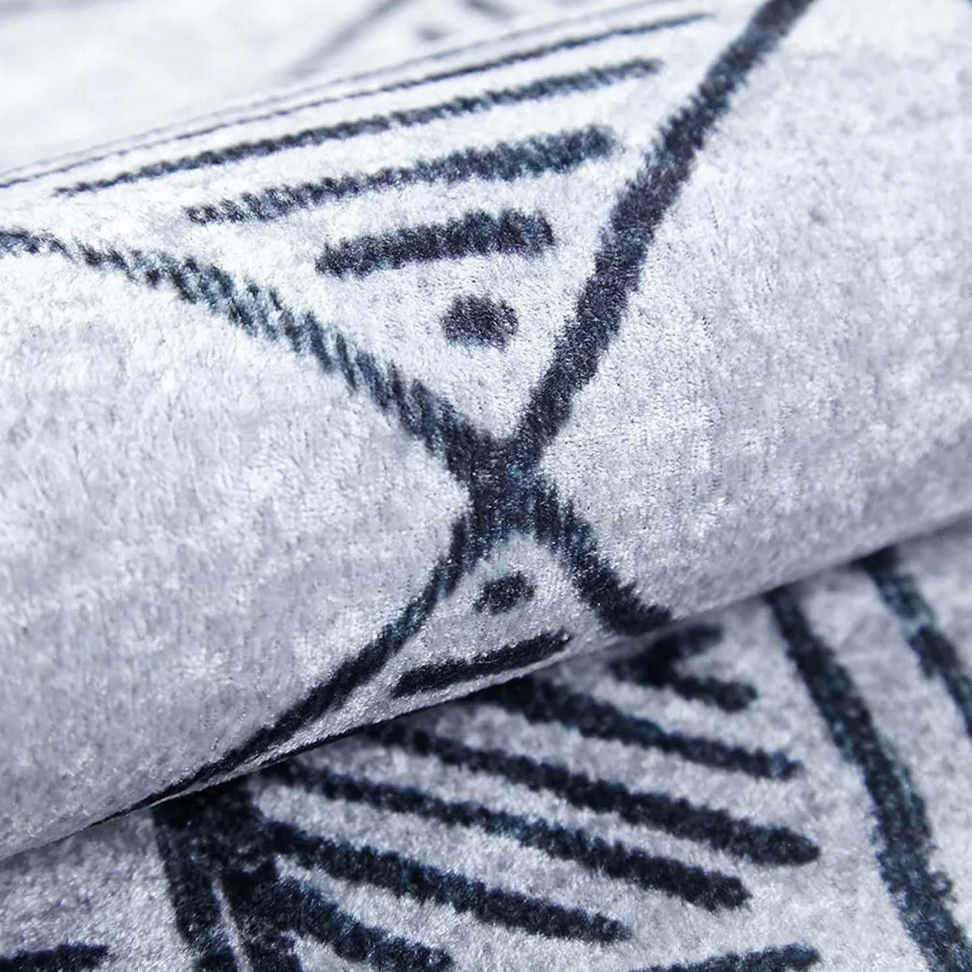 Hoda Geometric Turkish Neutral Gray Black Rug