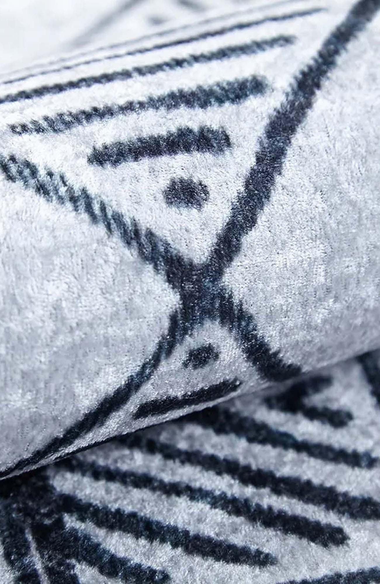 Hoda Geometric Turkish Neutral Gray Black Rug