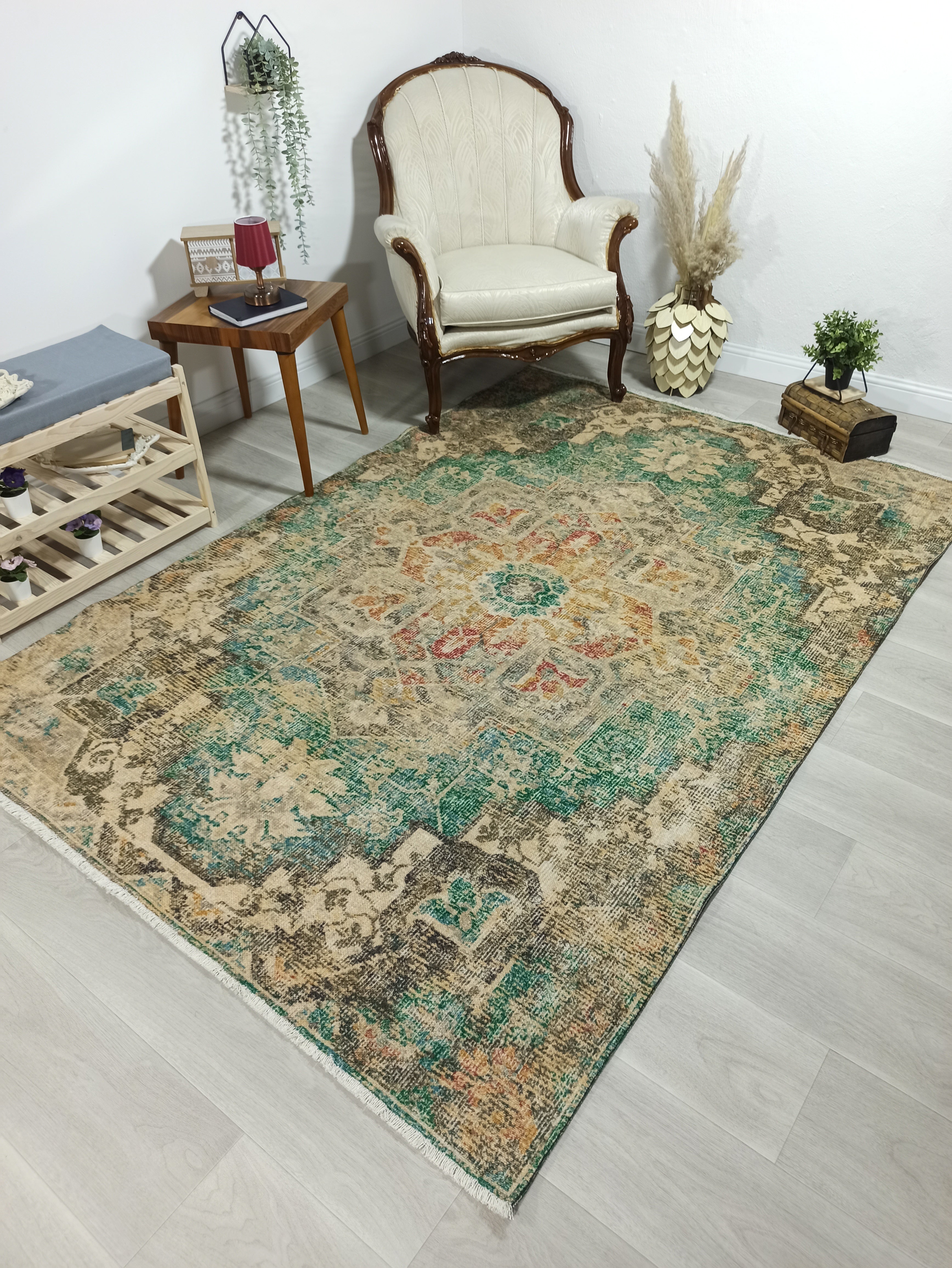 Lema Turkish Vintage Medallion Style Beige Green Rug