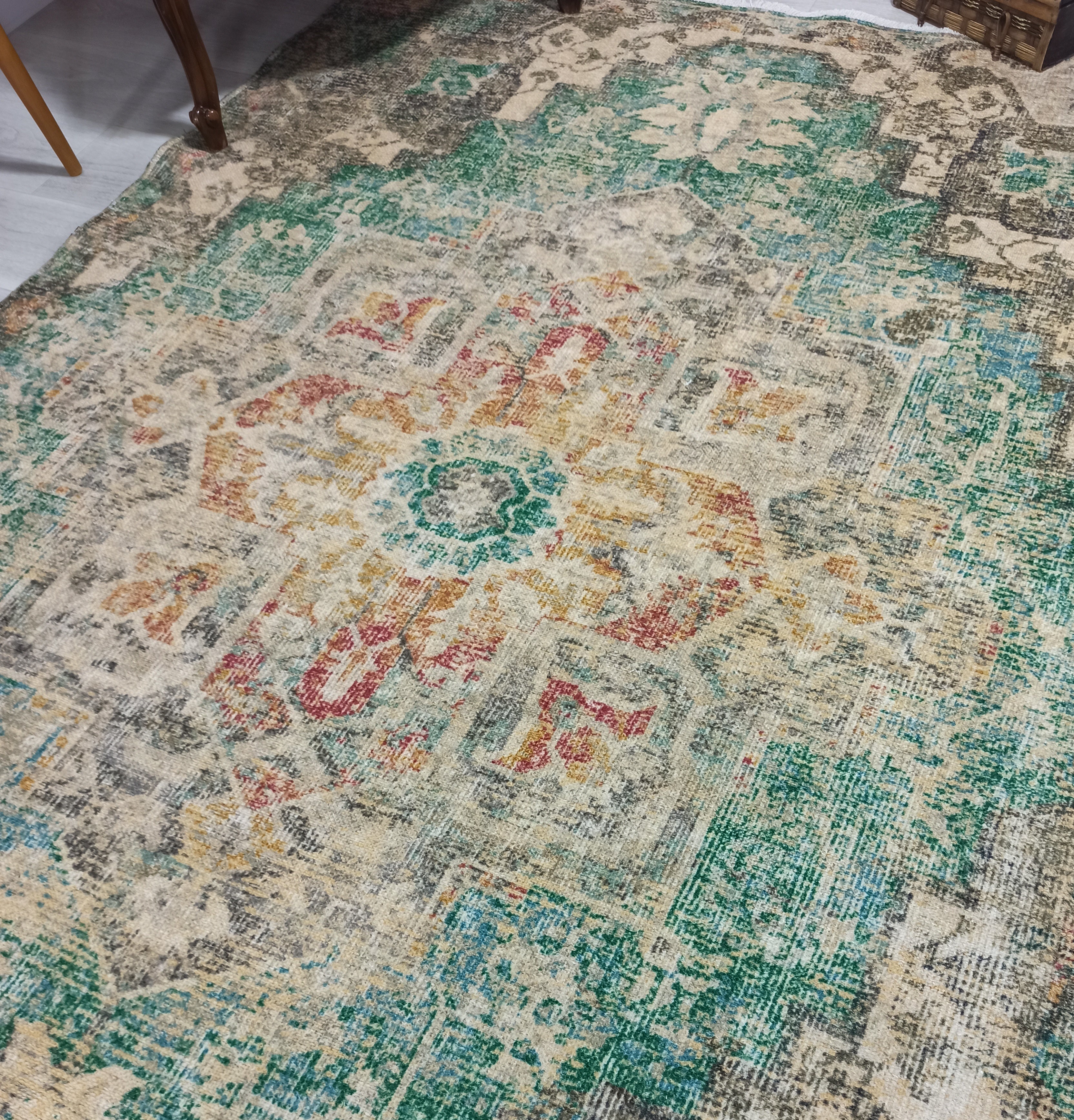 Lema Turkish Vintage Medallion Style Beige Green Rug