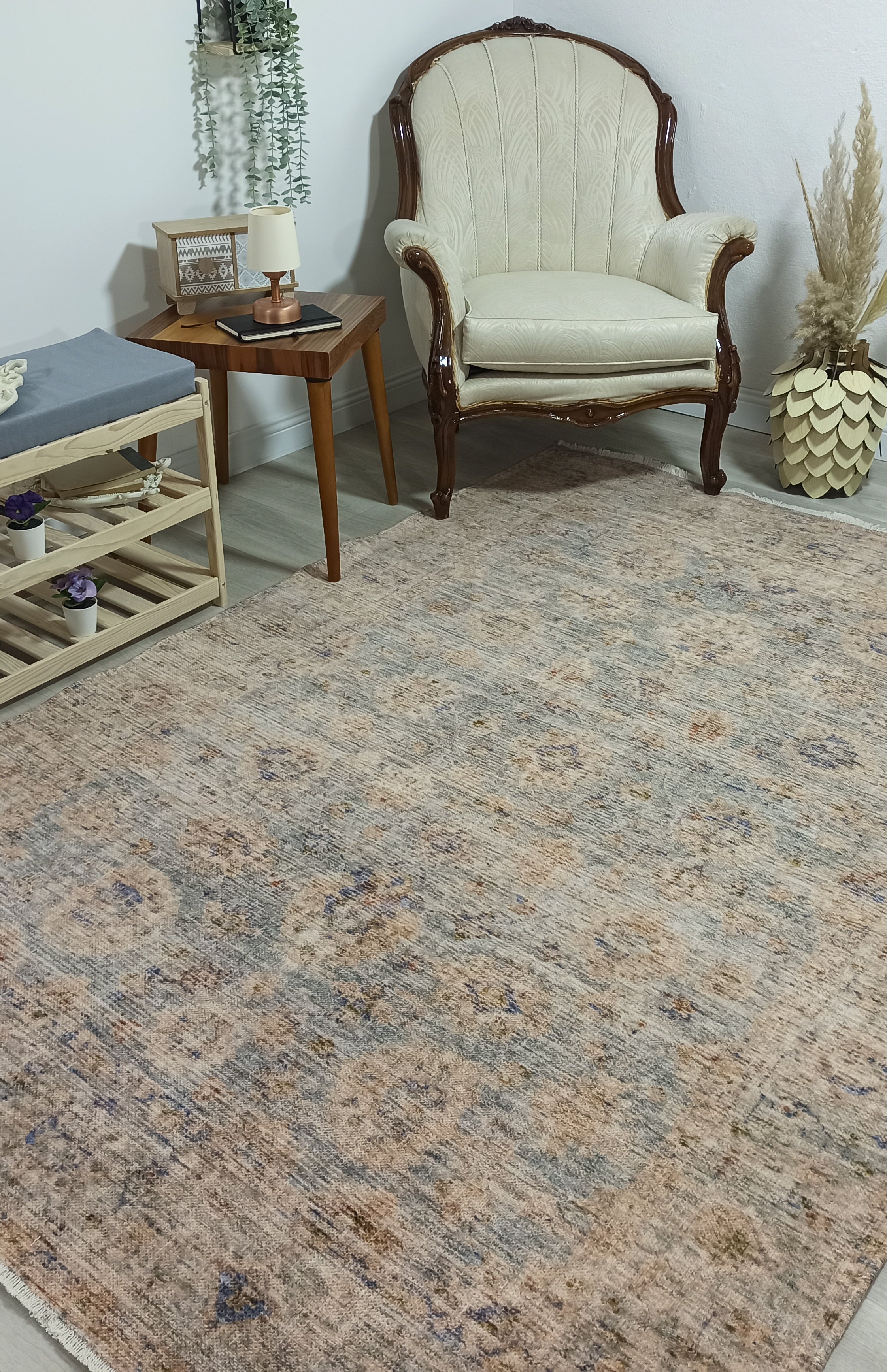 Lubna Turkish Vintage Style Beige-Blush Rug