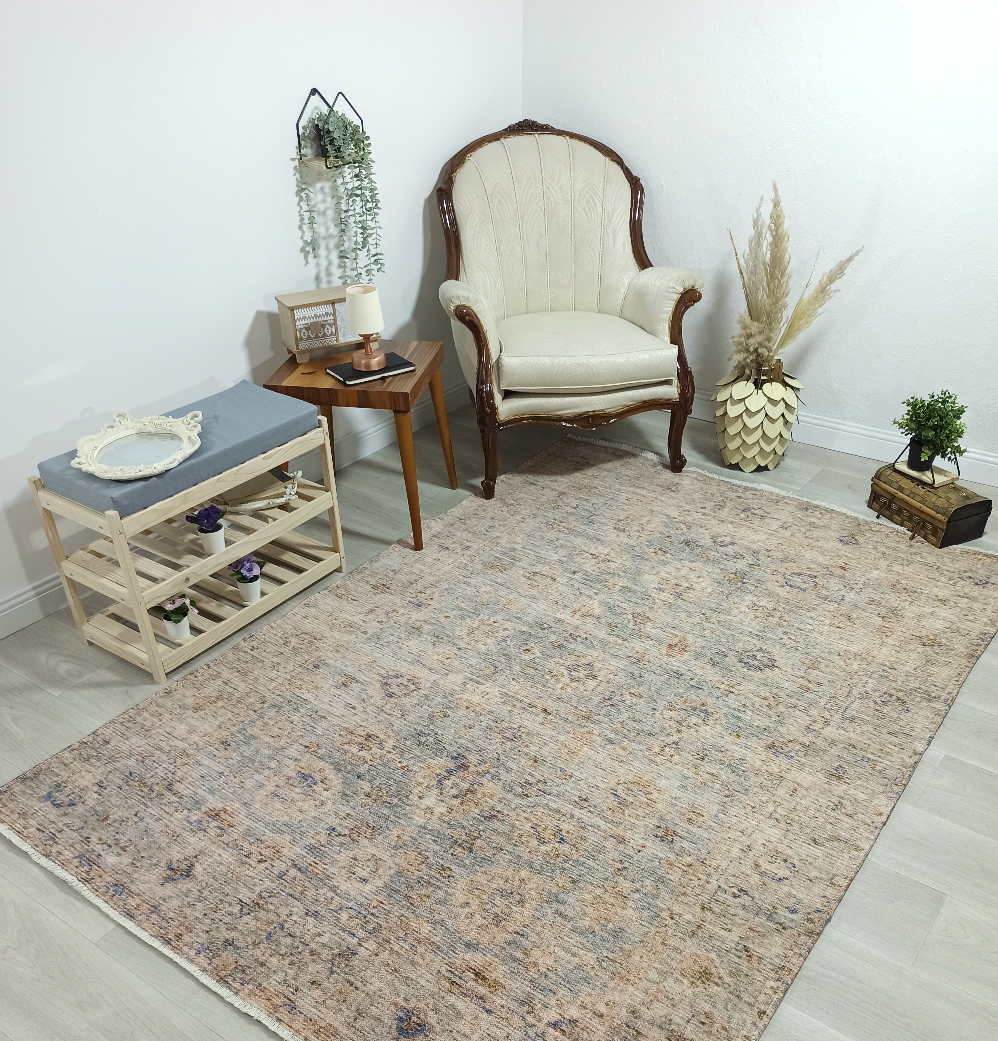 Lubna Turkish Vintage Style Beige-Blush Rug
