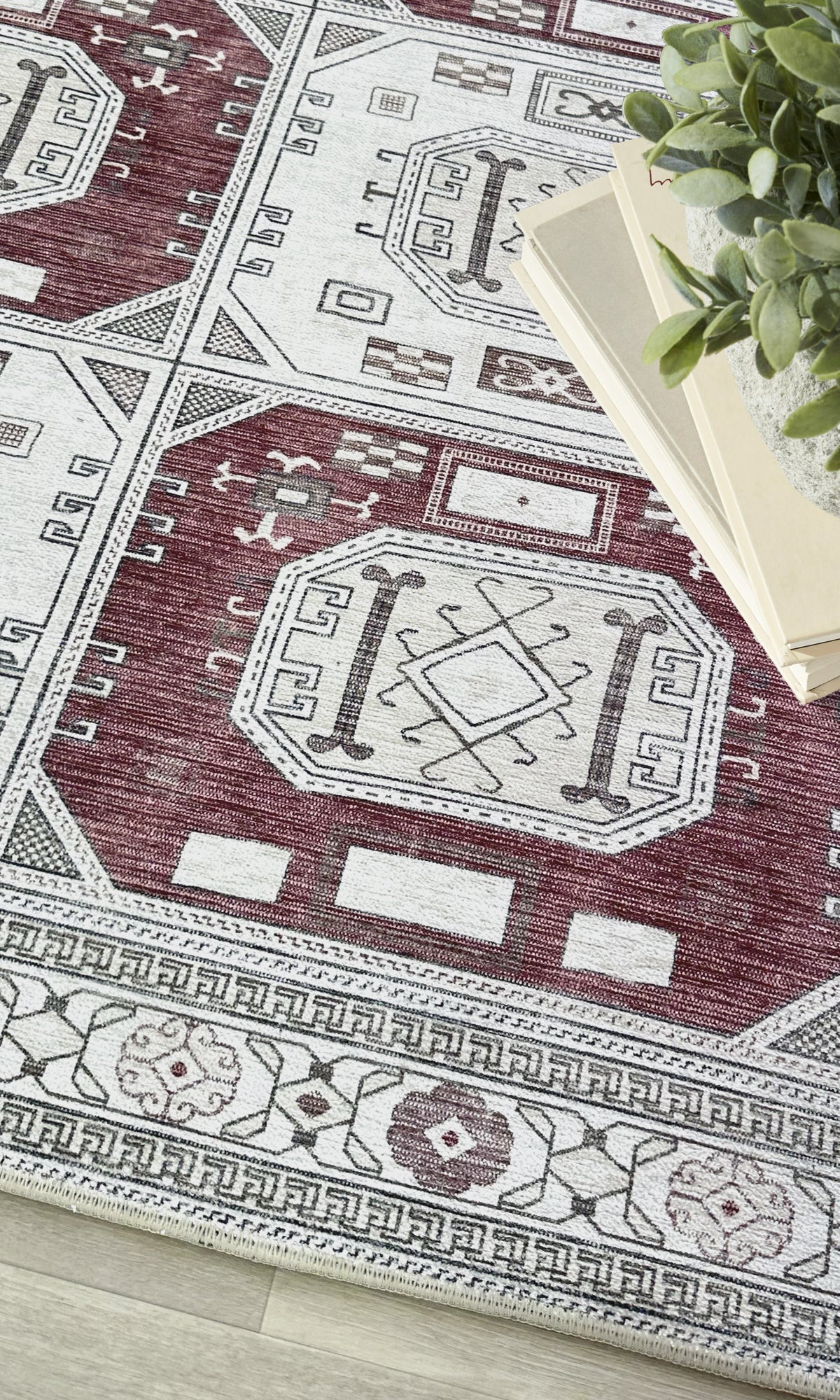 Jianna Modern Turkish Cream Burgundy Rug