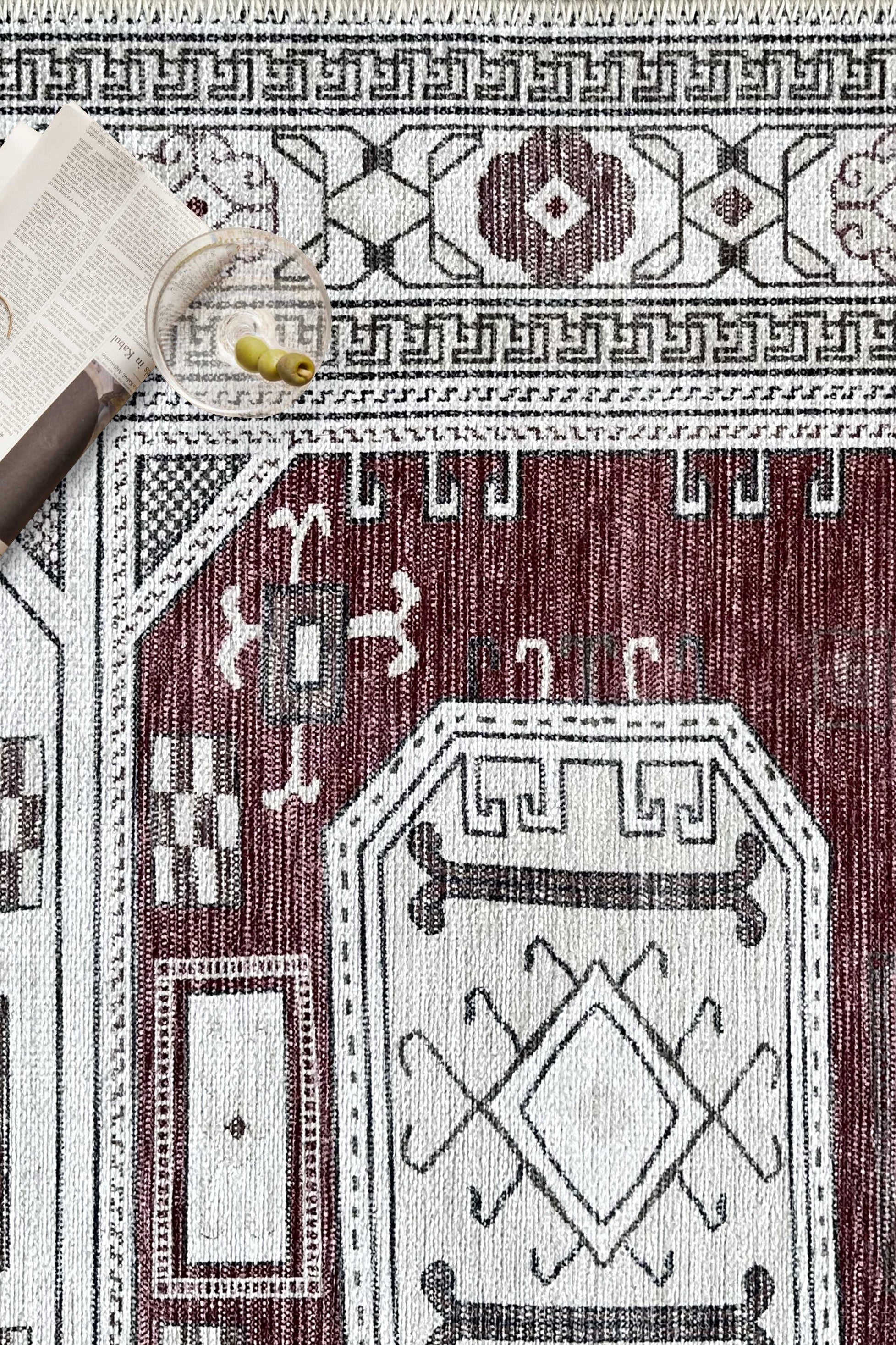 Jianna Modern Turkish Cream Burgundy Rug