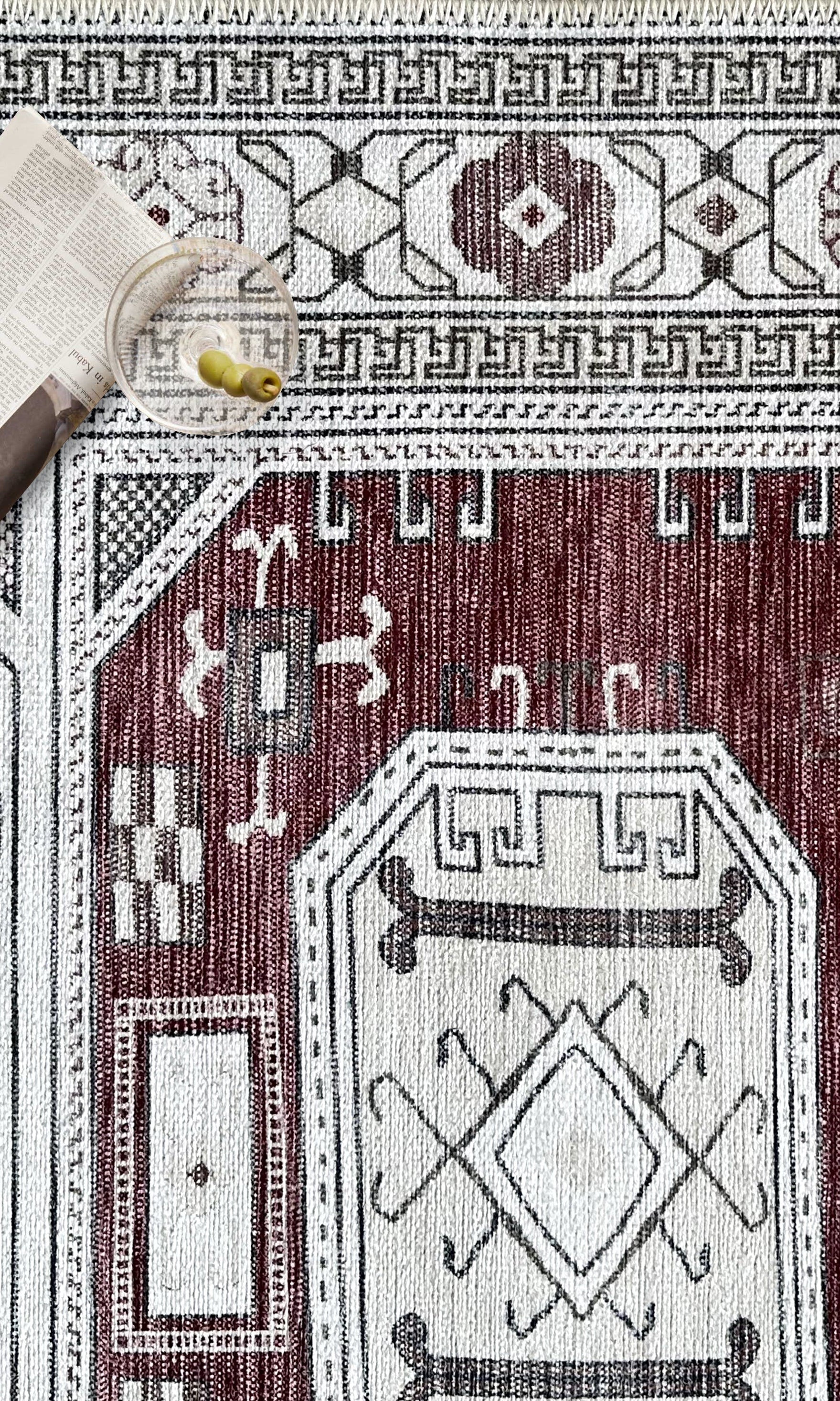 Jianna Modern Turkish Cream Burgundy Rug