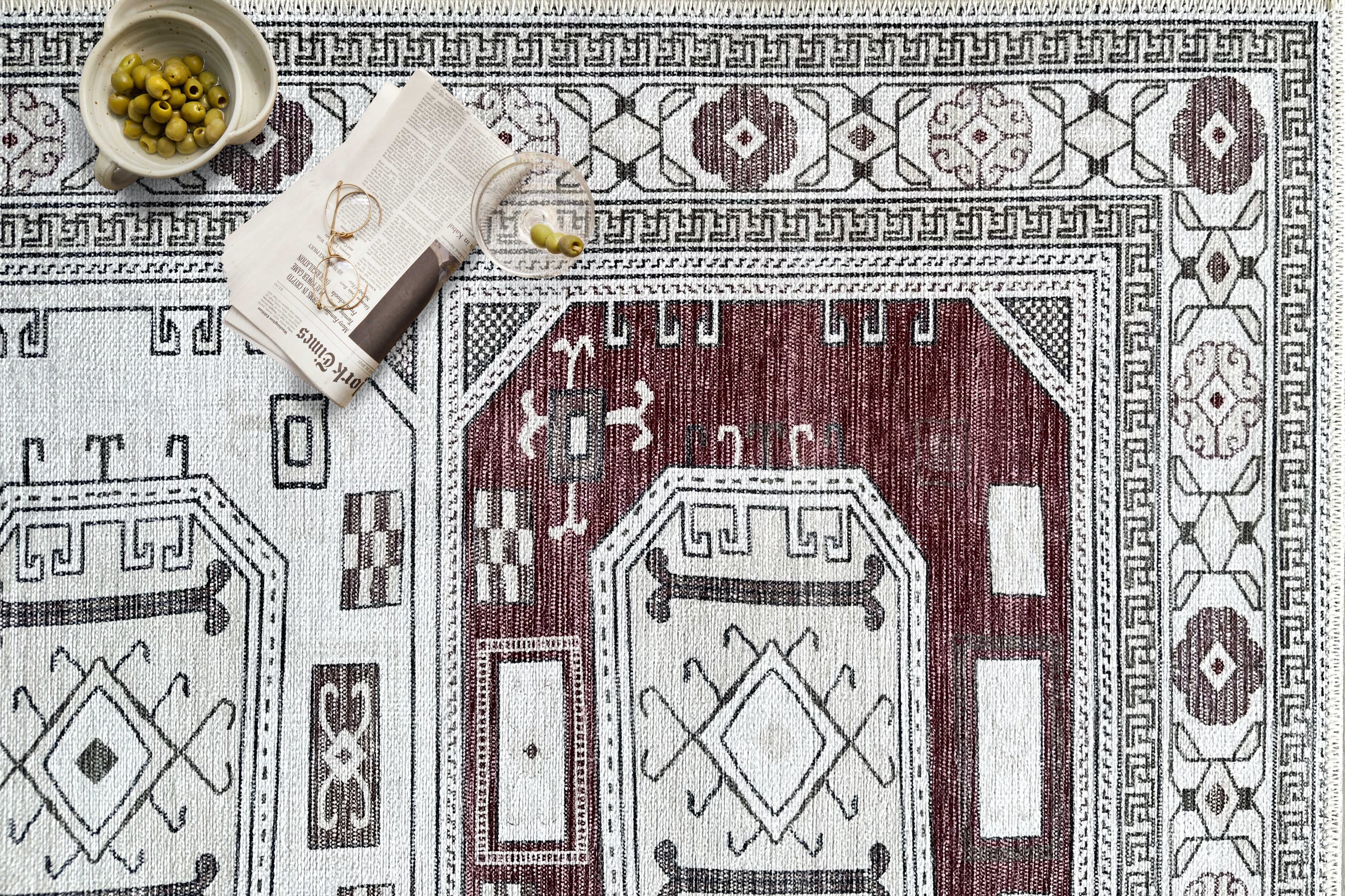 Jianna Modern Turkish Cream Burgundy Rug