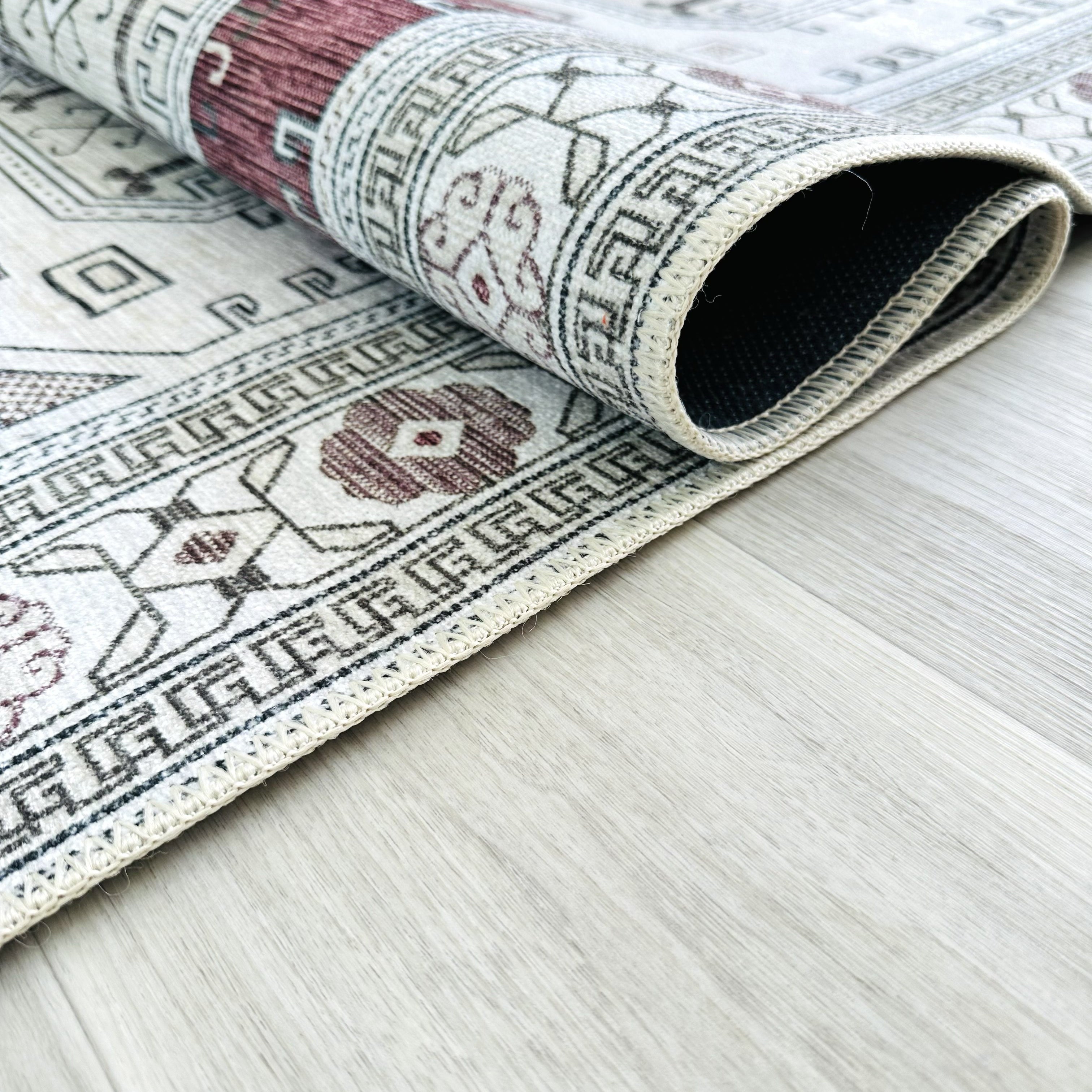 Jianna Modern Turkish Cream Burgundy Rug