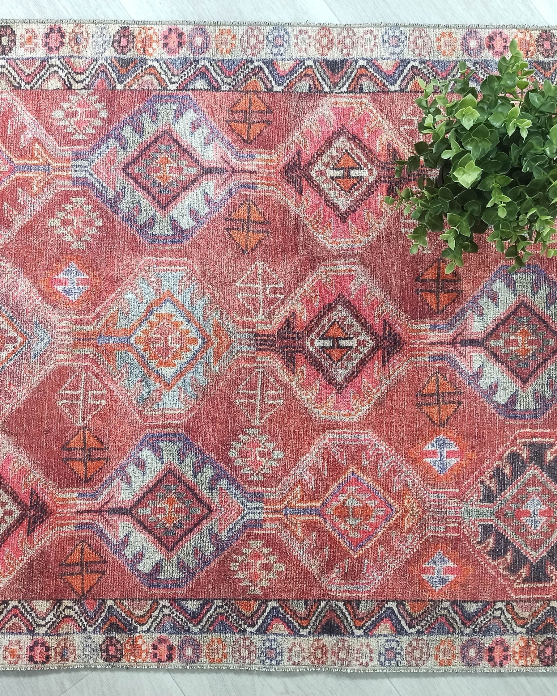 Kaki Rug Turkish Vintage Terracotta Red Orange Pink Rug