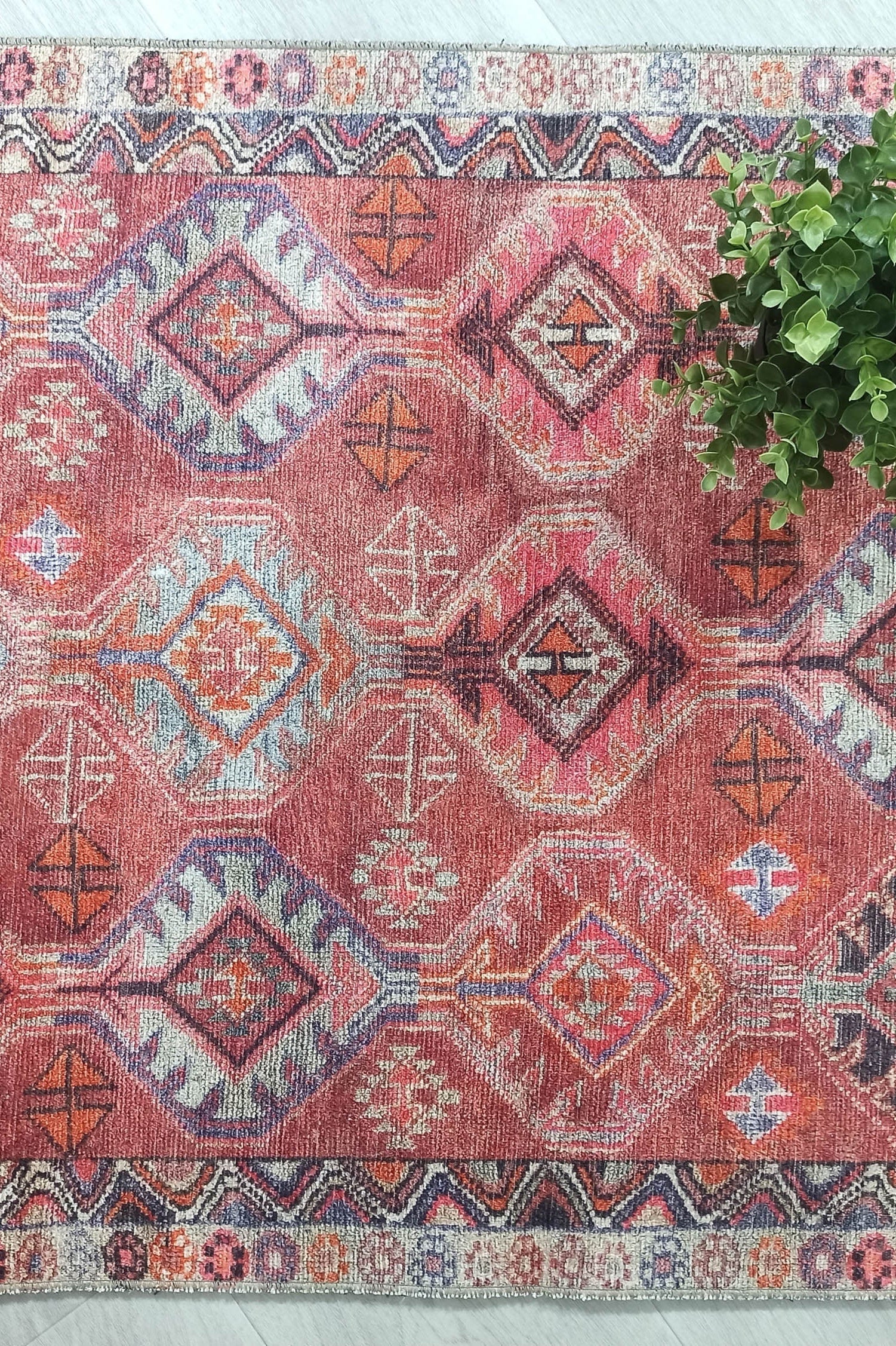 Kaki Rug Turkish Vintage Terracotta Red Orange Pink Rug