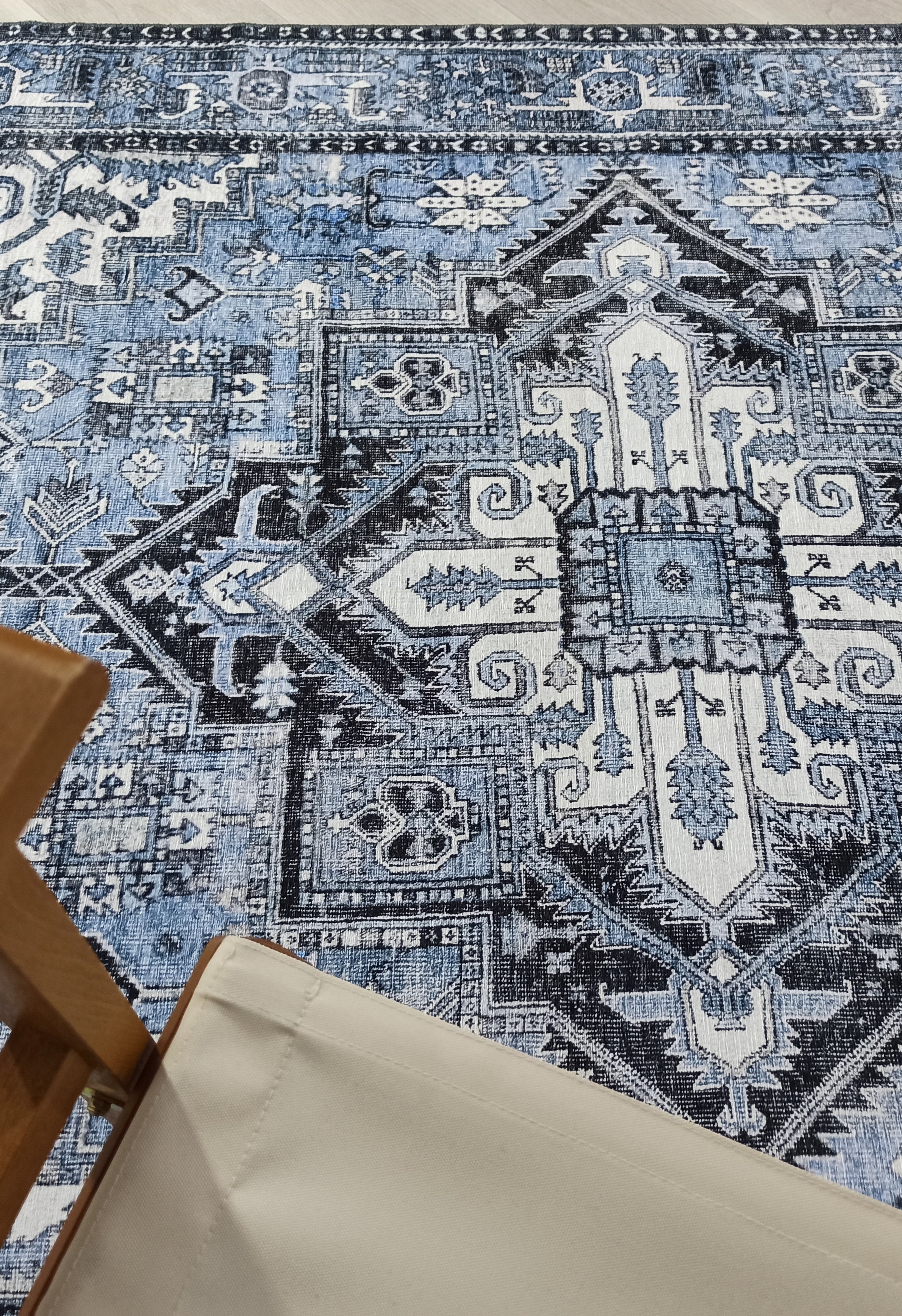 Koli Rug Persian Vintage Blue Rug