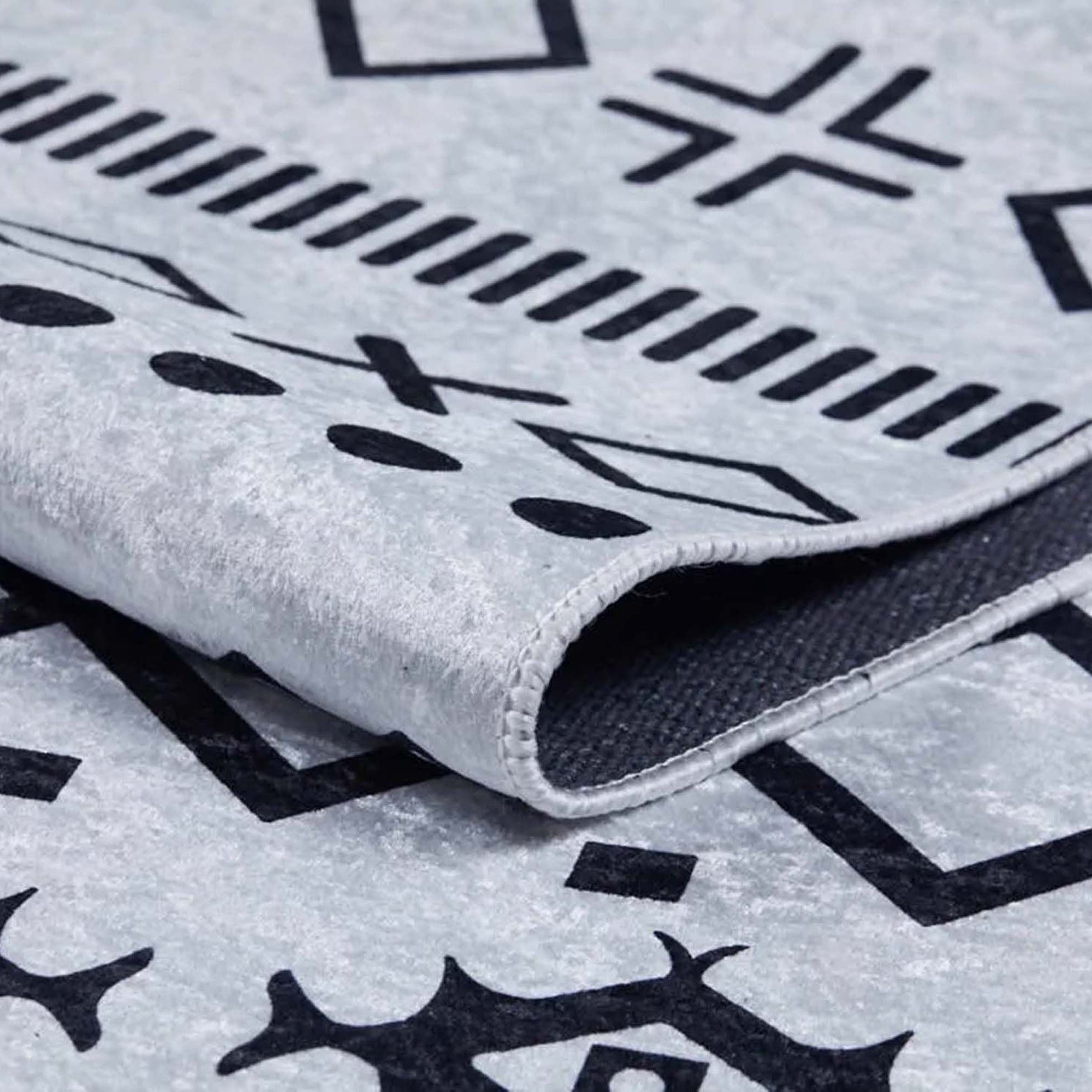 Lana Boho Aztec Black White Rug