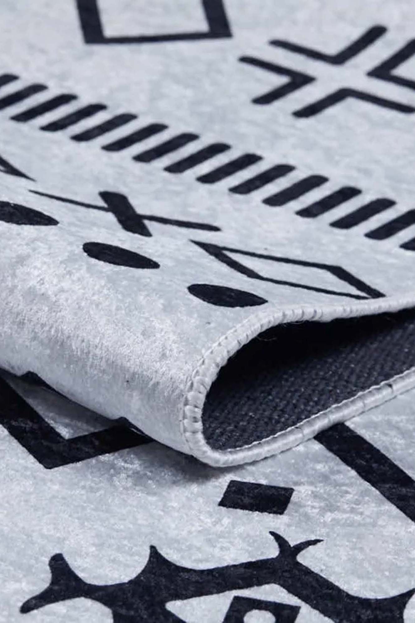 Lana Boho Aztec Black White Rug