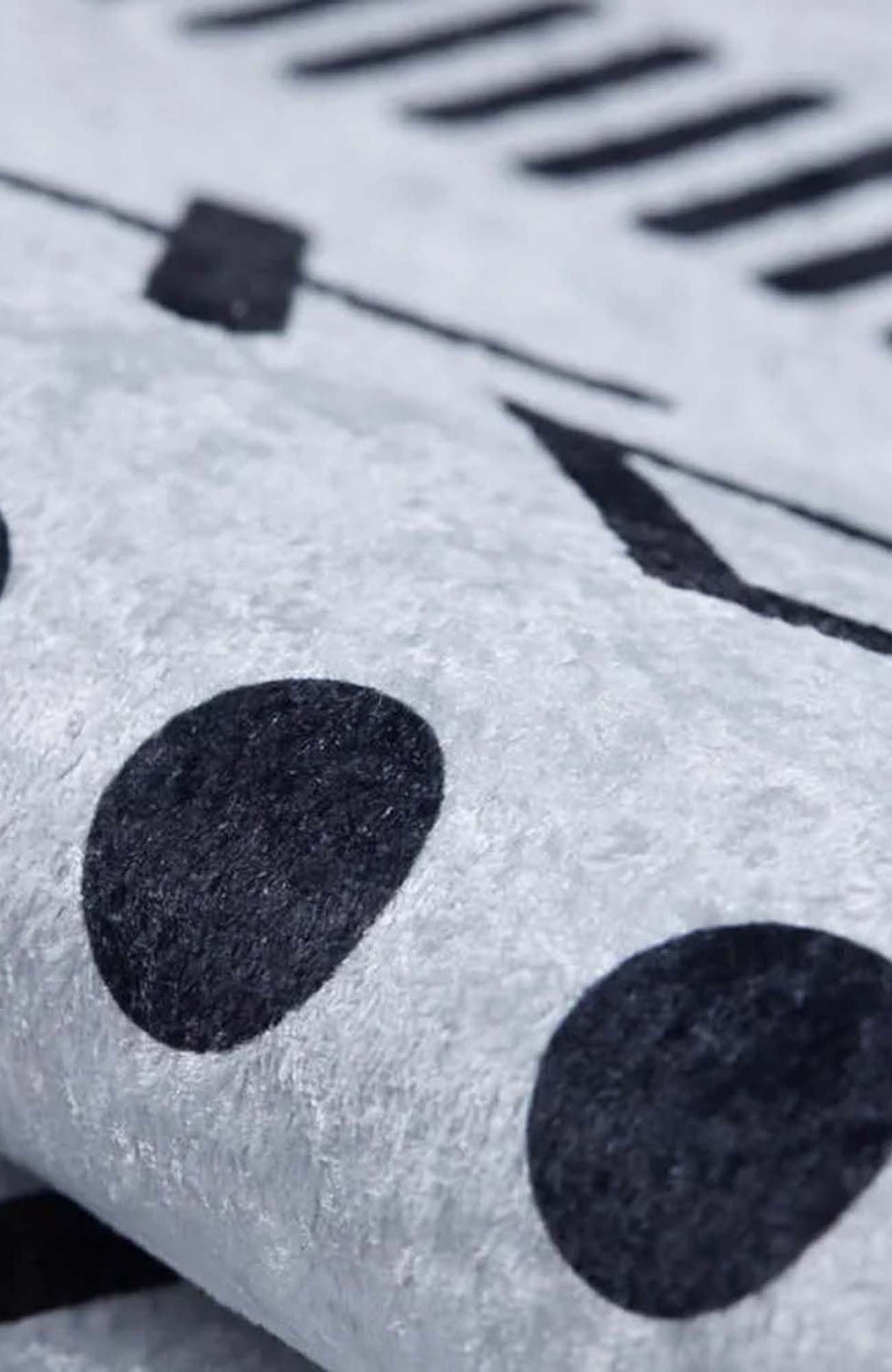 Lana Boho Aztec Black White Rug