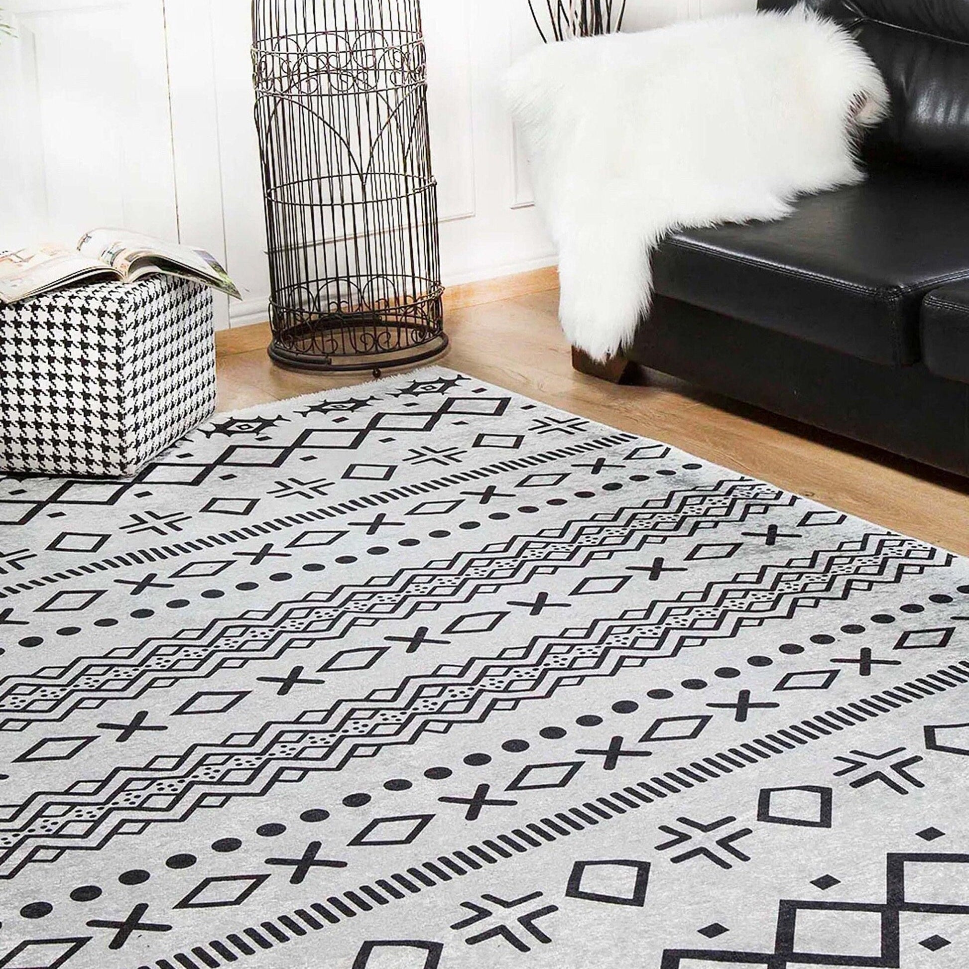 Lana Boho Aztec Black White Rug