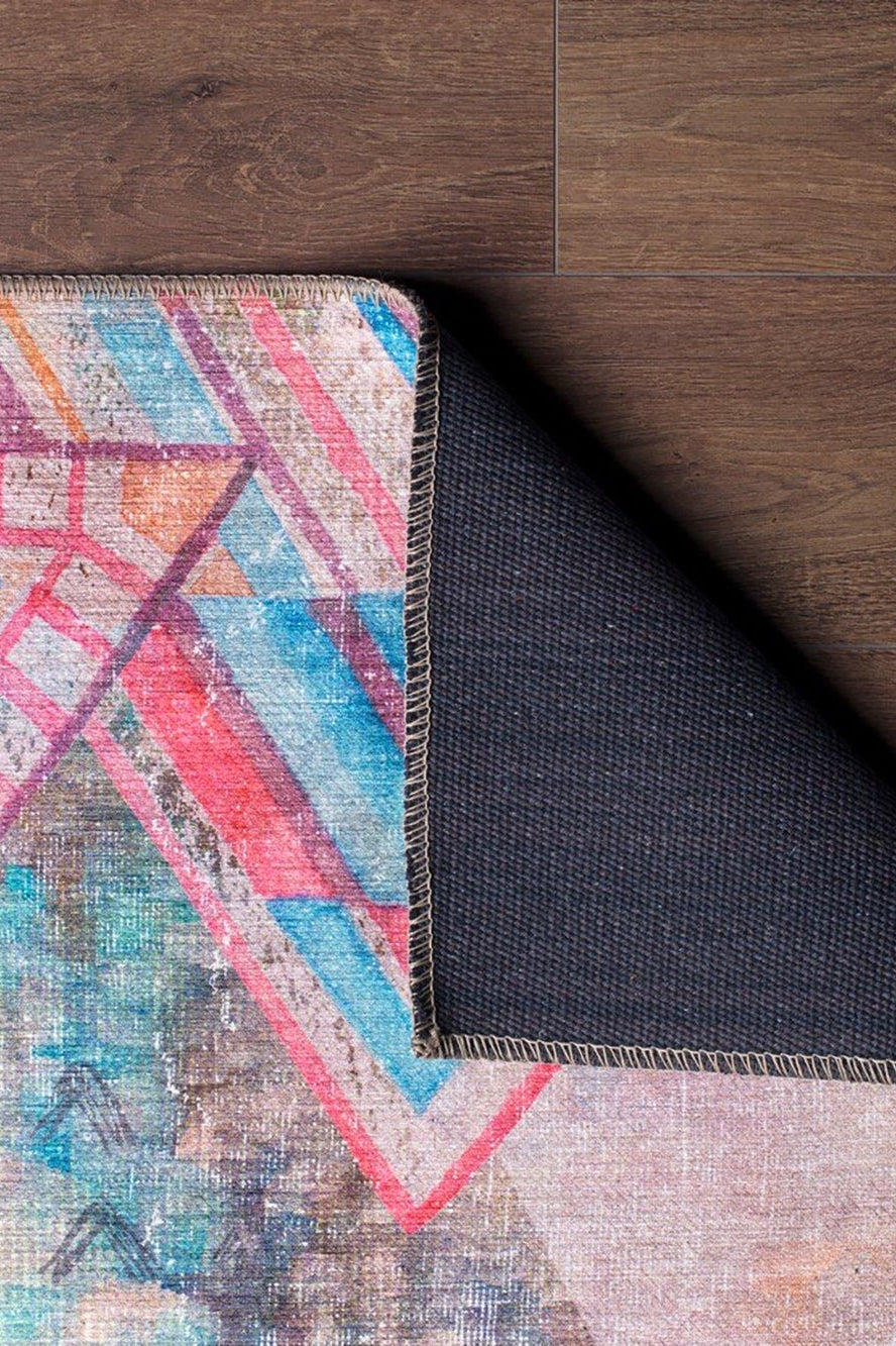 Lily Modern Watercolor Rug