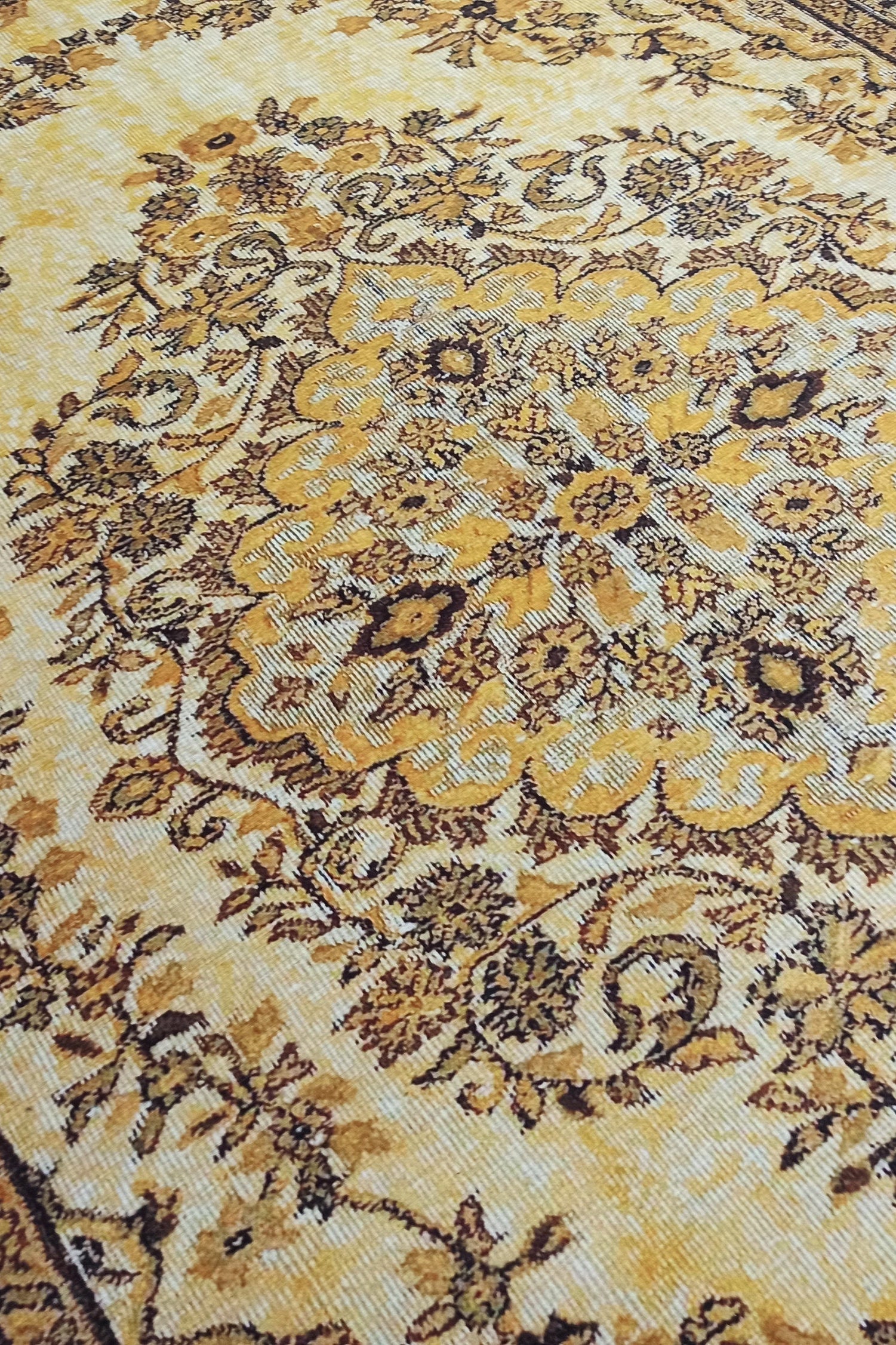 Lydia Rug Turkish faded yellow & Black Rug
