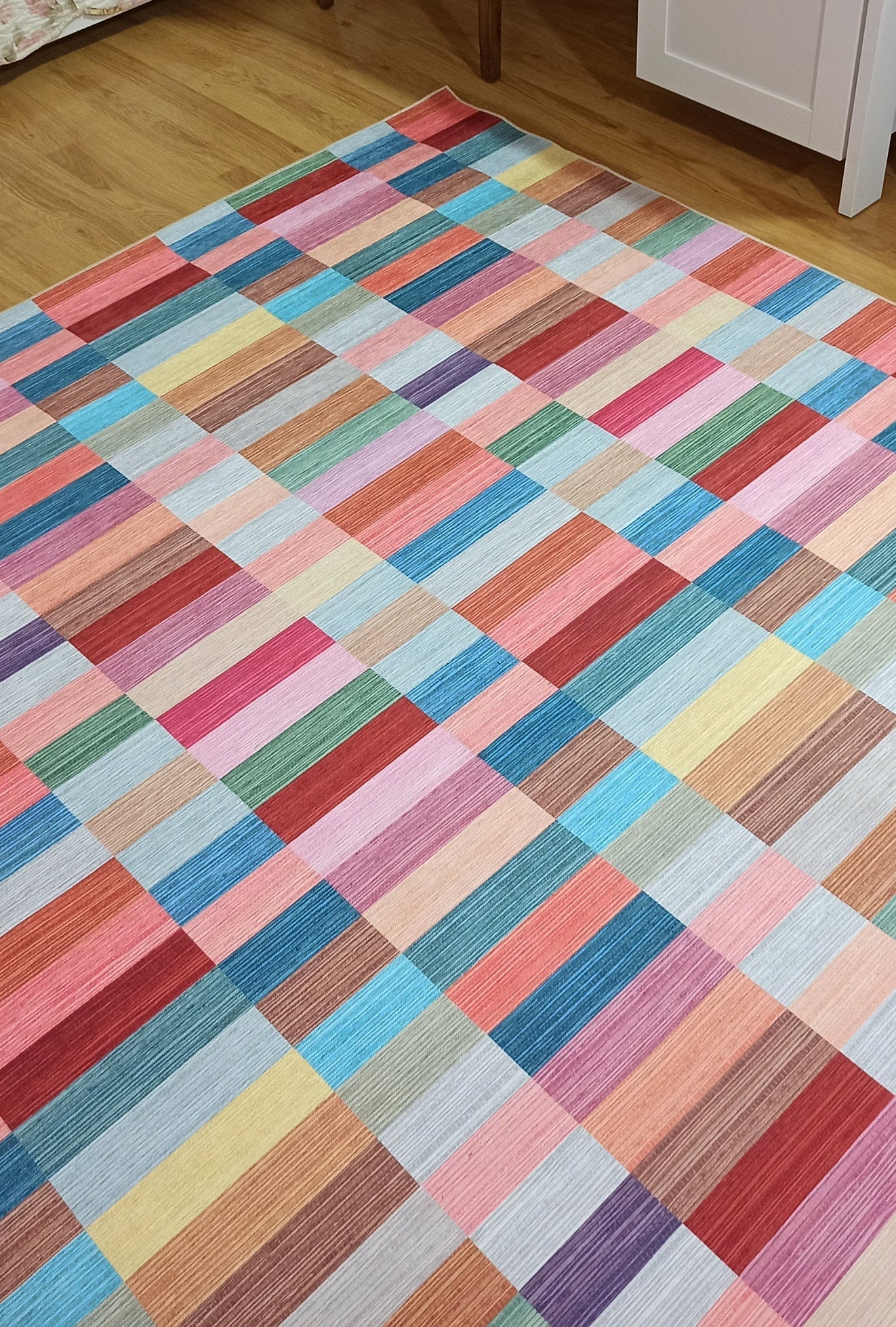 Mala Modern Colorful Rug