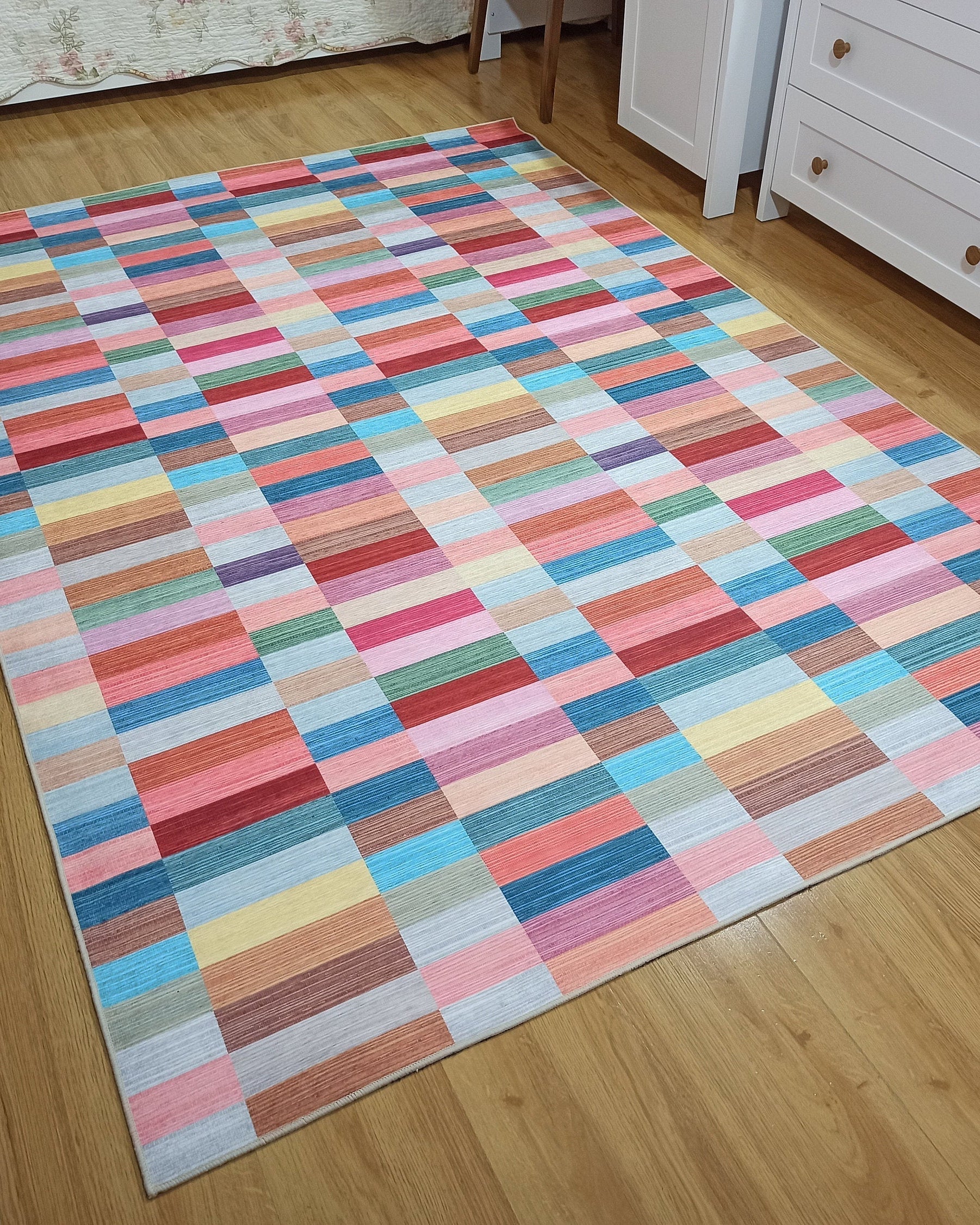 Mala Modern Colorful Rug