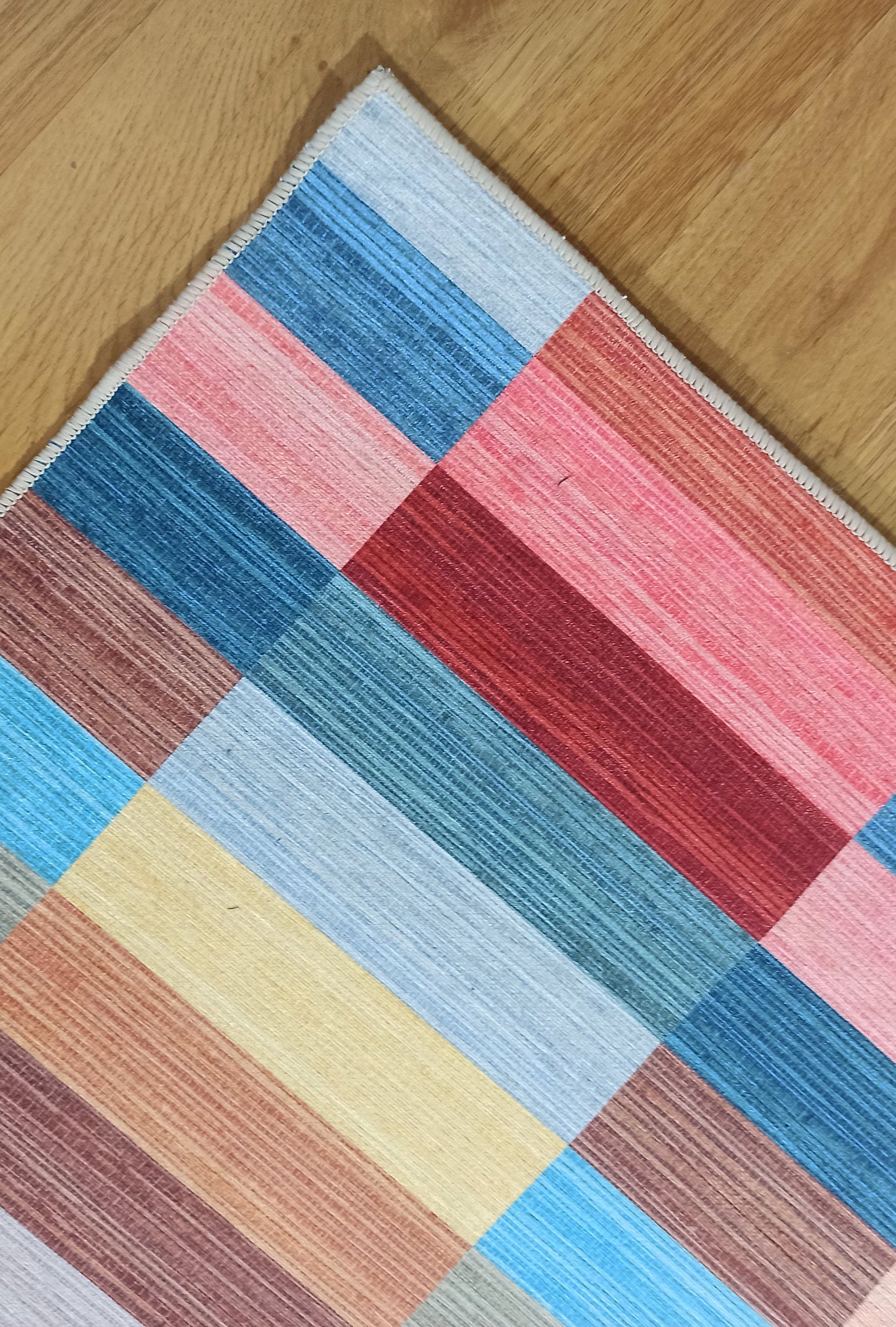 Mala Modern Colorful Rug