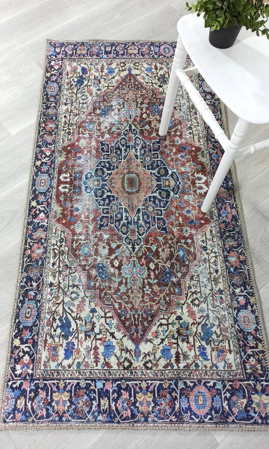 Mero Rug Persian Medallion Distressed Navy Blue Brown Rug