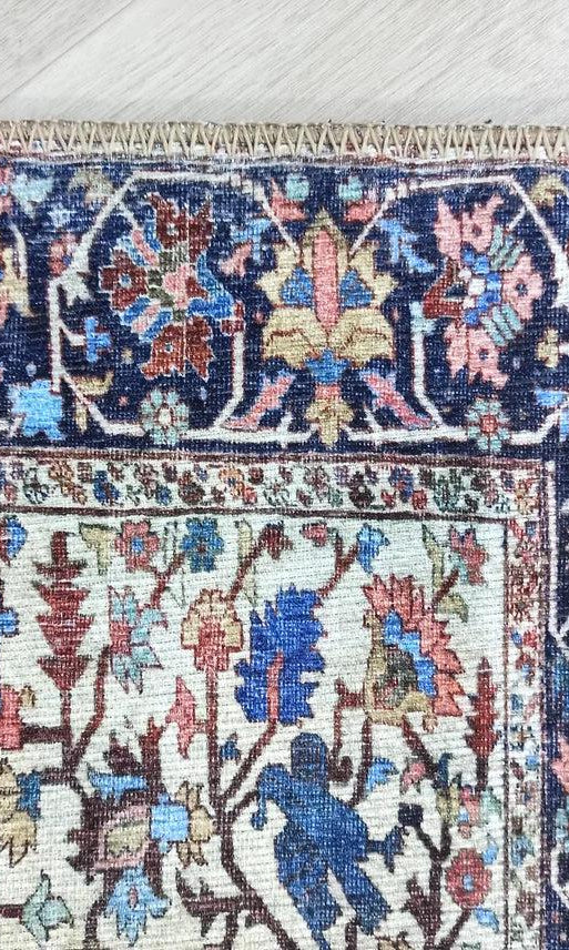 Mero Rug Persian Medallion Distressed Navy Blue Brown Rug