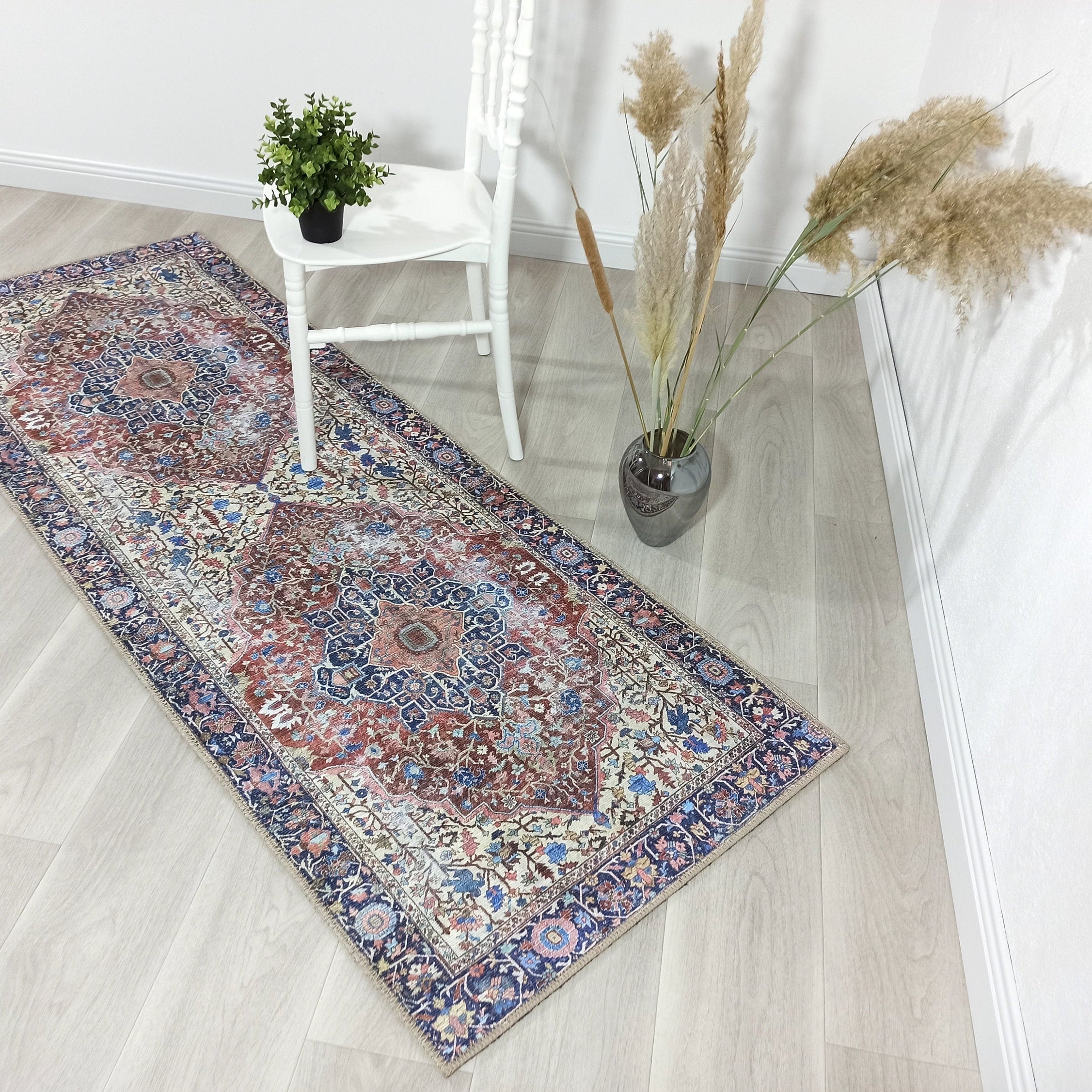 Mero Rug Persian Medallion Distressed Navy Blue Brown Rug