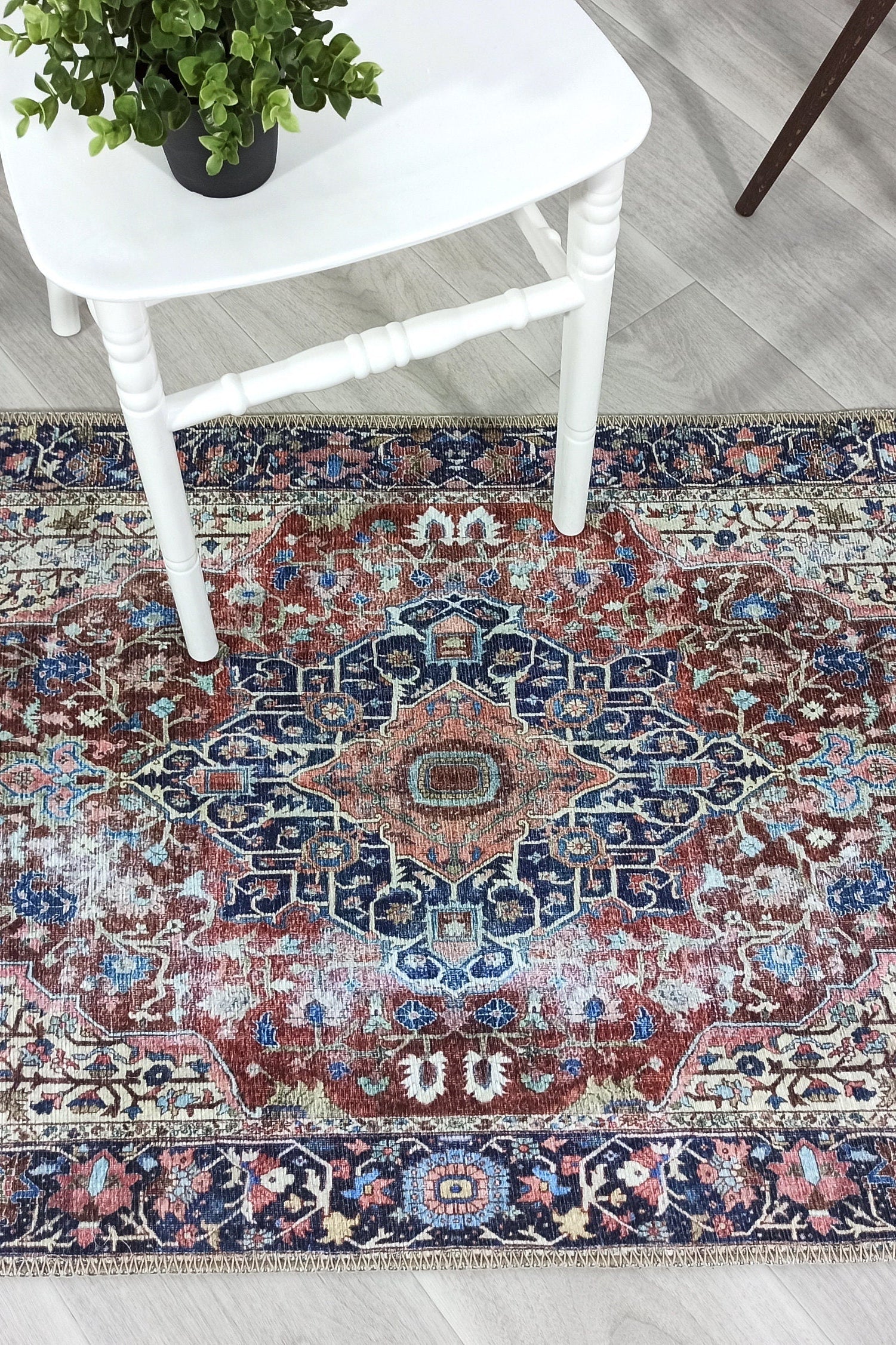 Mero Rug Persian Medallion Distressed Navy Blue Brown Rug
