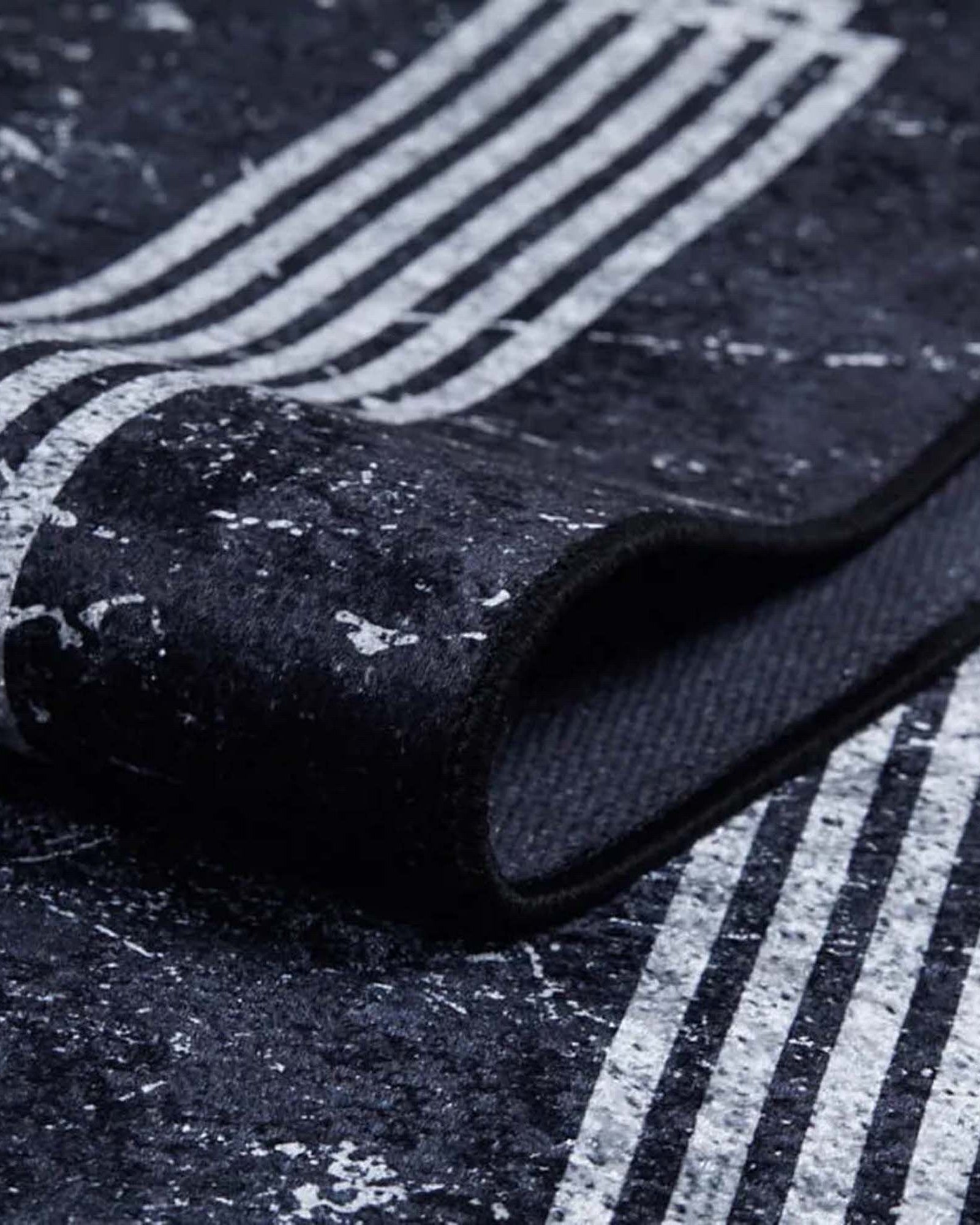 Mora Turkish Modern Marble Black Rug