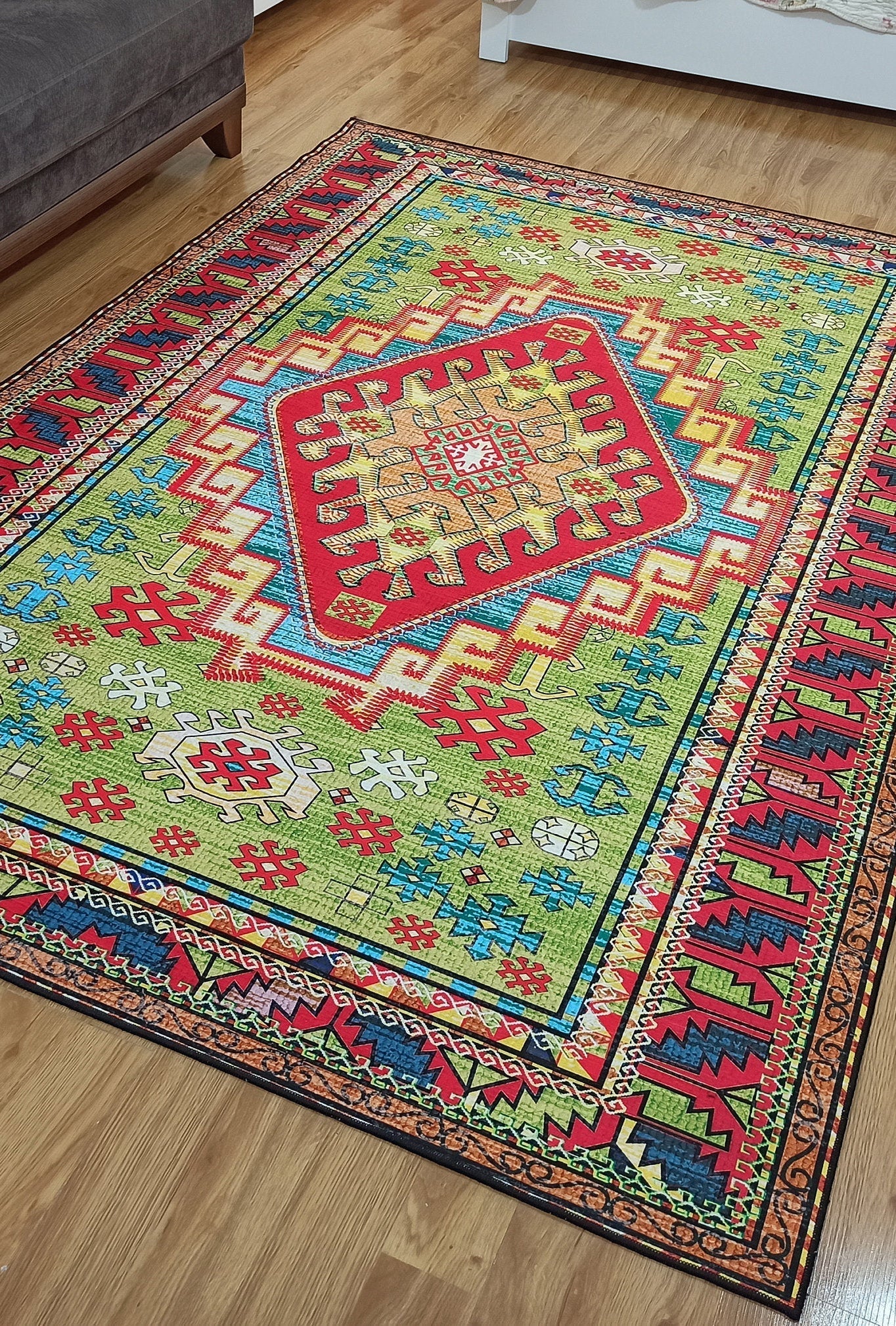 Nalan Rug Oriental Colorful Green Red Rug