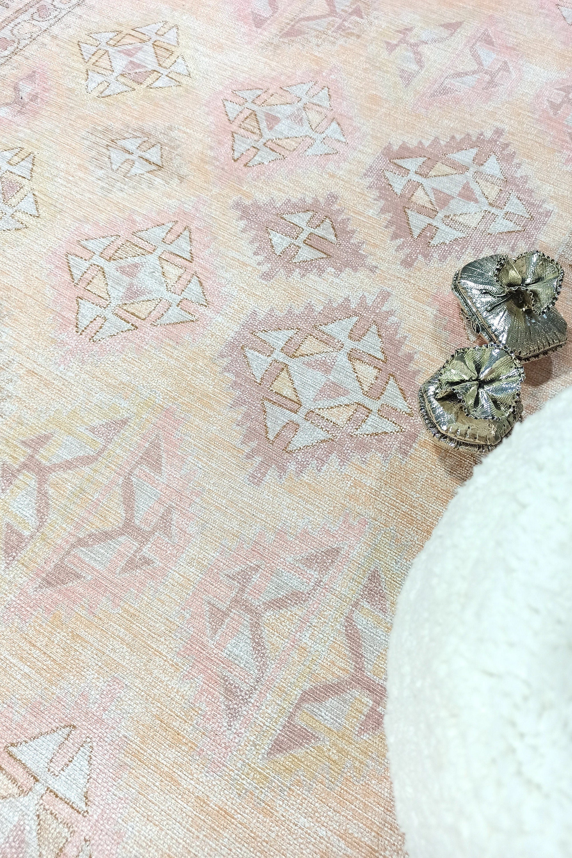 Raisanna Pale Brown Beige Herki Vintage Rug