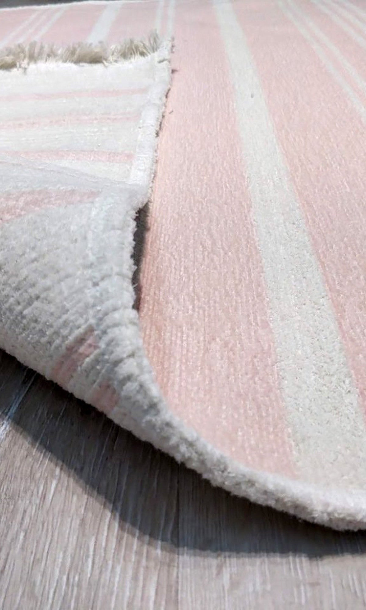 Pama Revesible Pastel Pink Kilim Rug