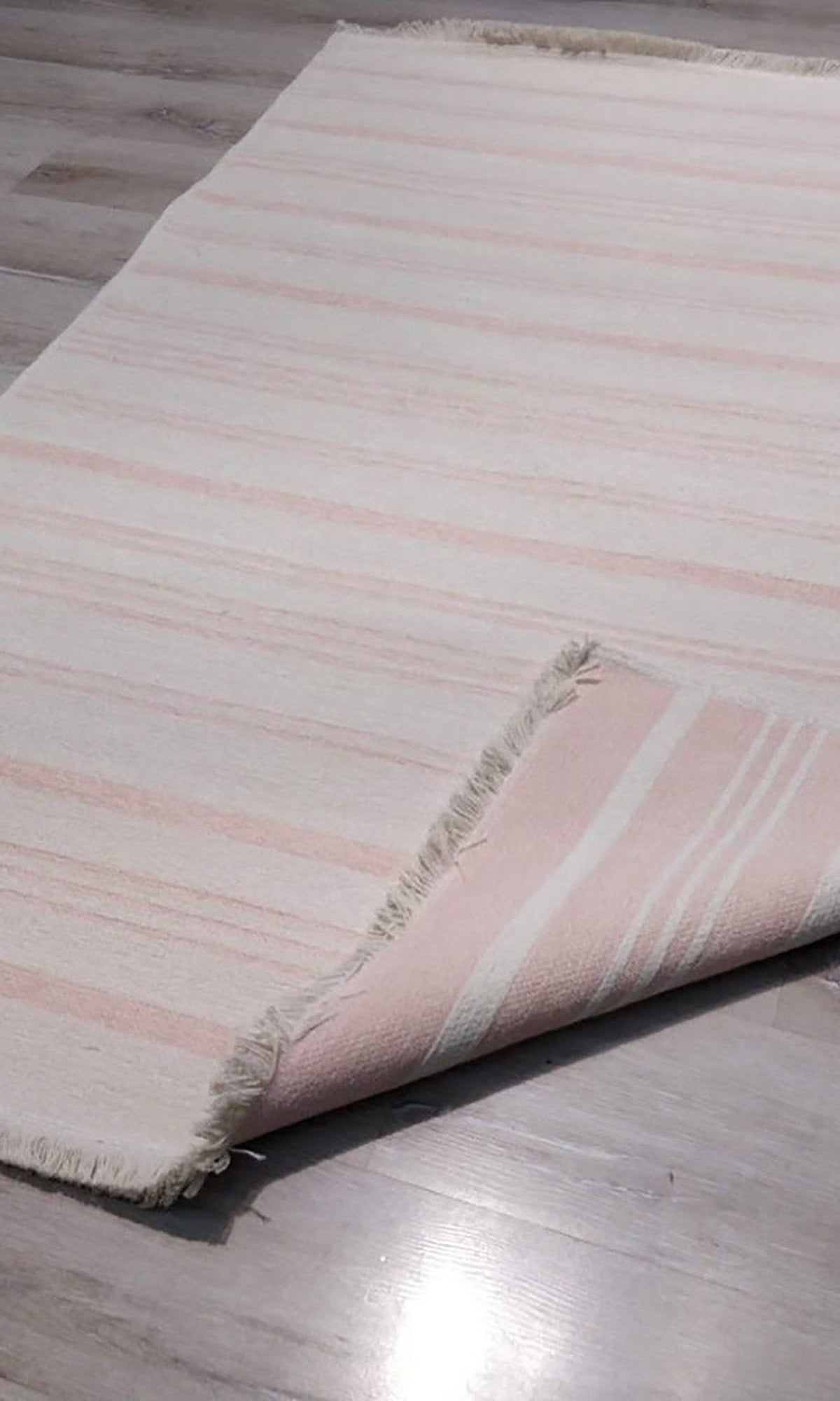 Pama Revesible Pastel Pink Kilim Rug
